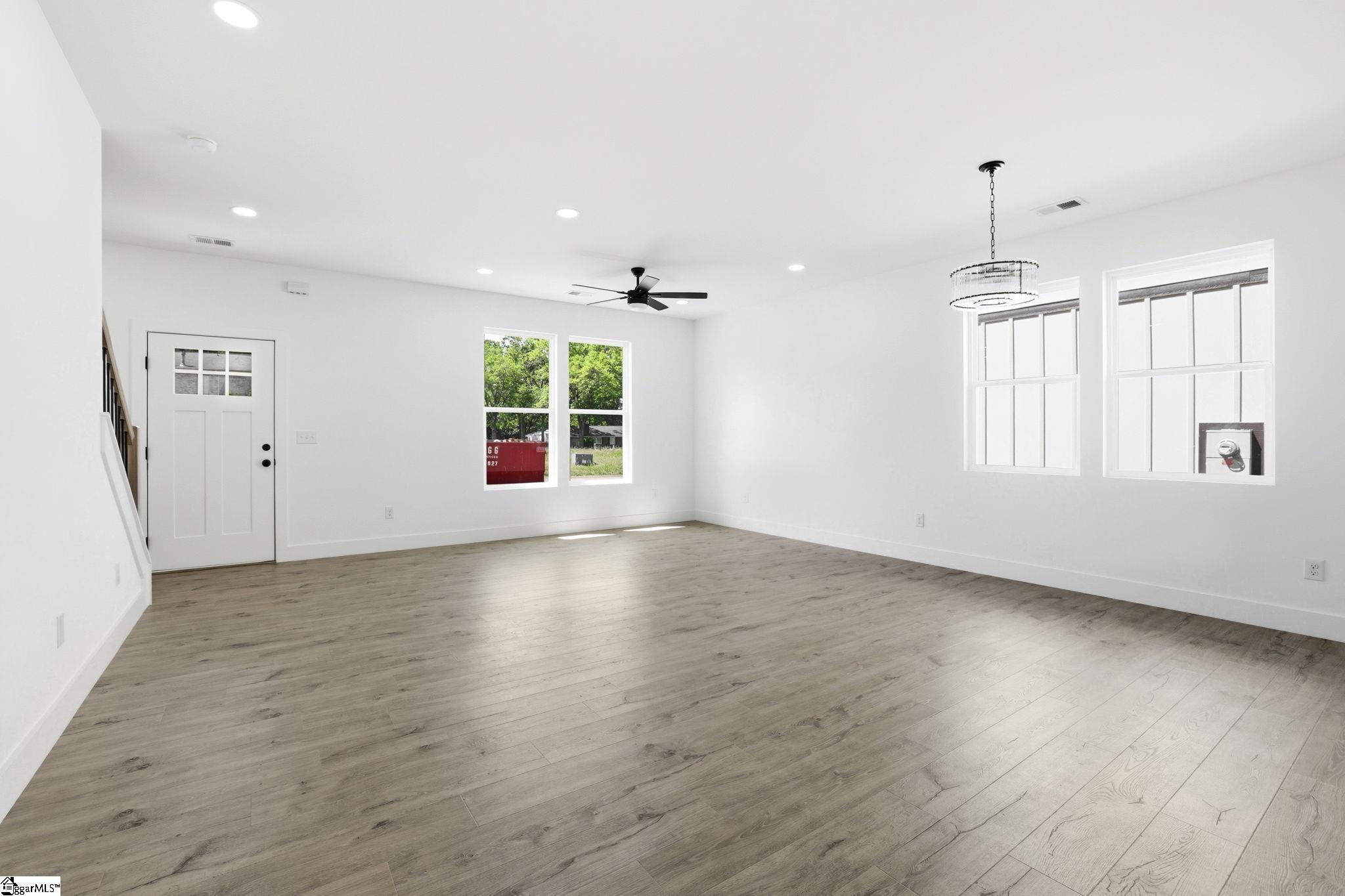 425 Ambiance Court Property Photo 4