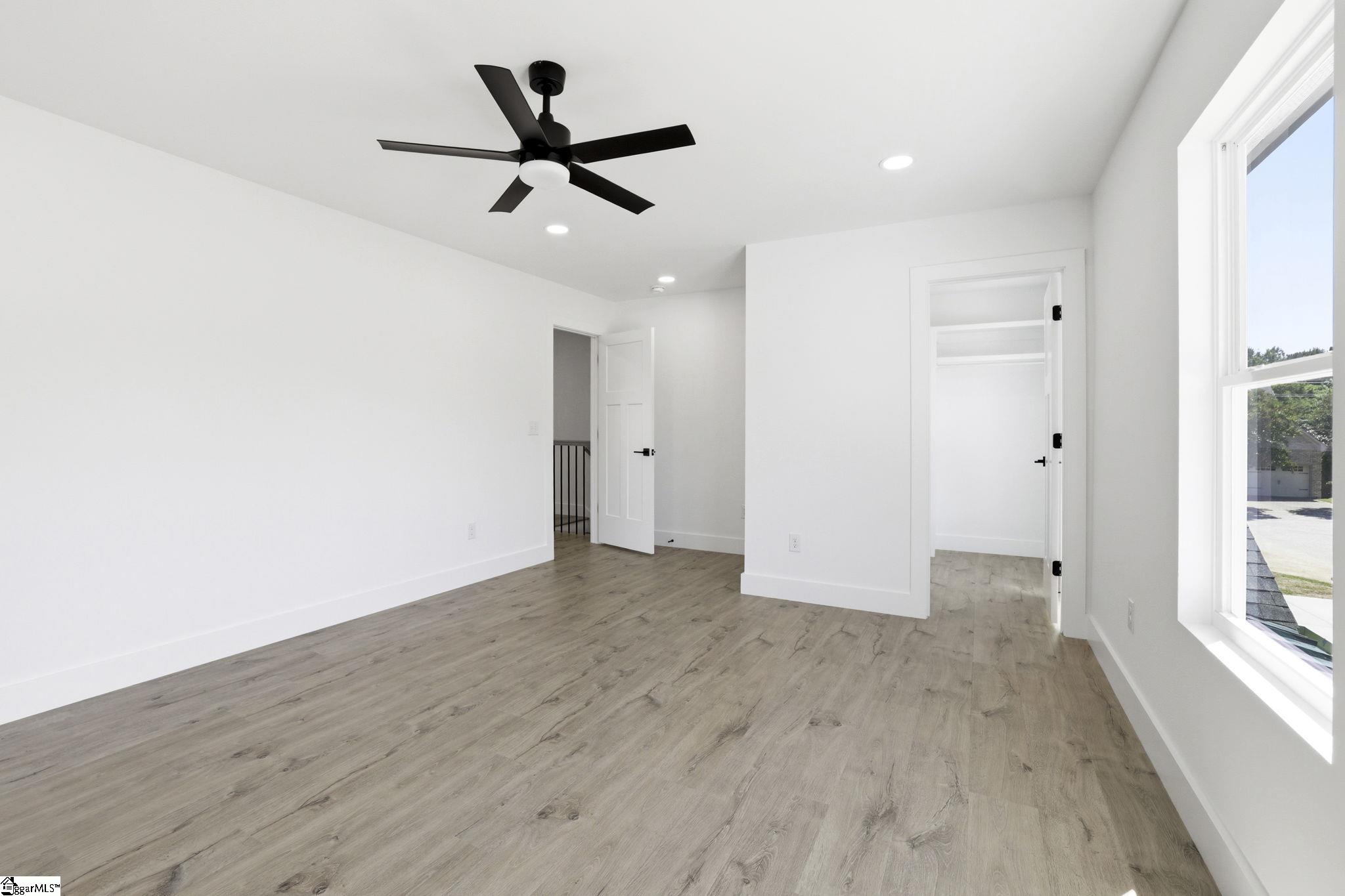 425 Ambiance Court Property Photo 12