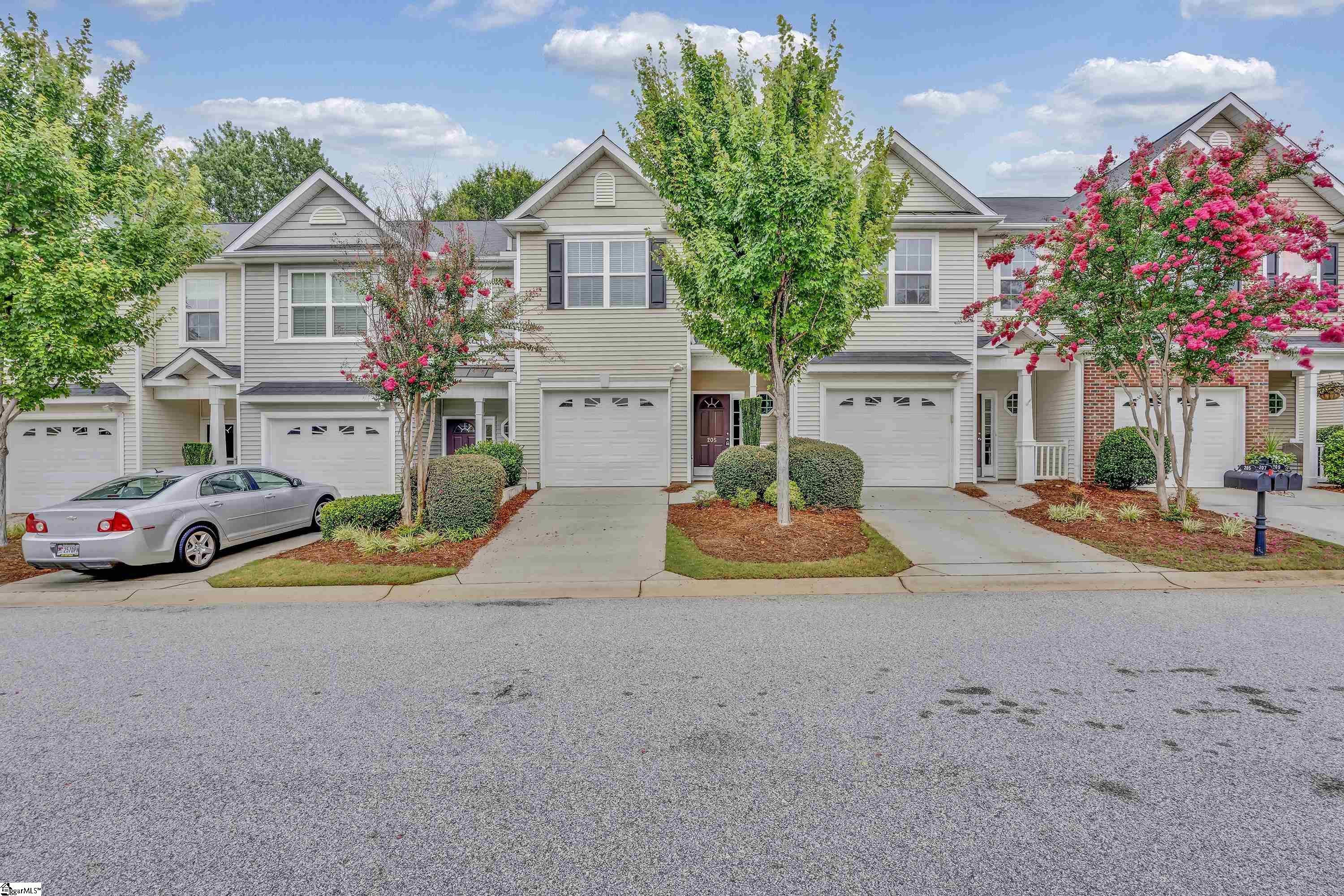 205 Shady Grove Drive Property Photo 24