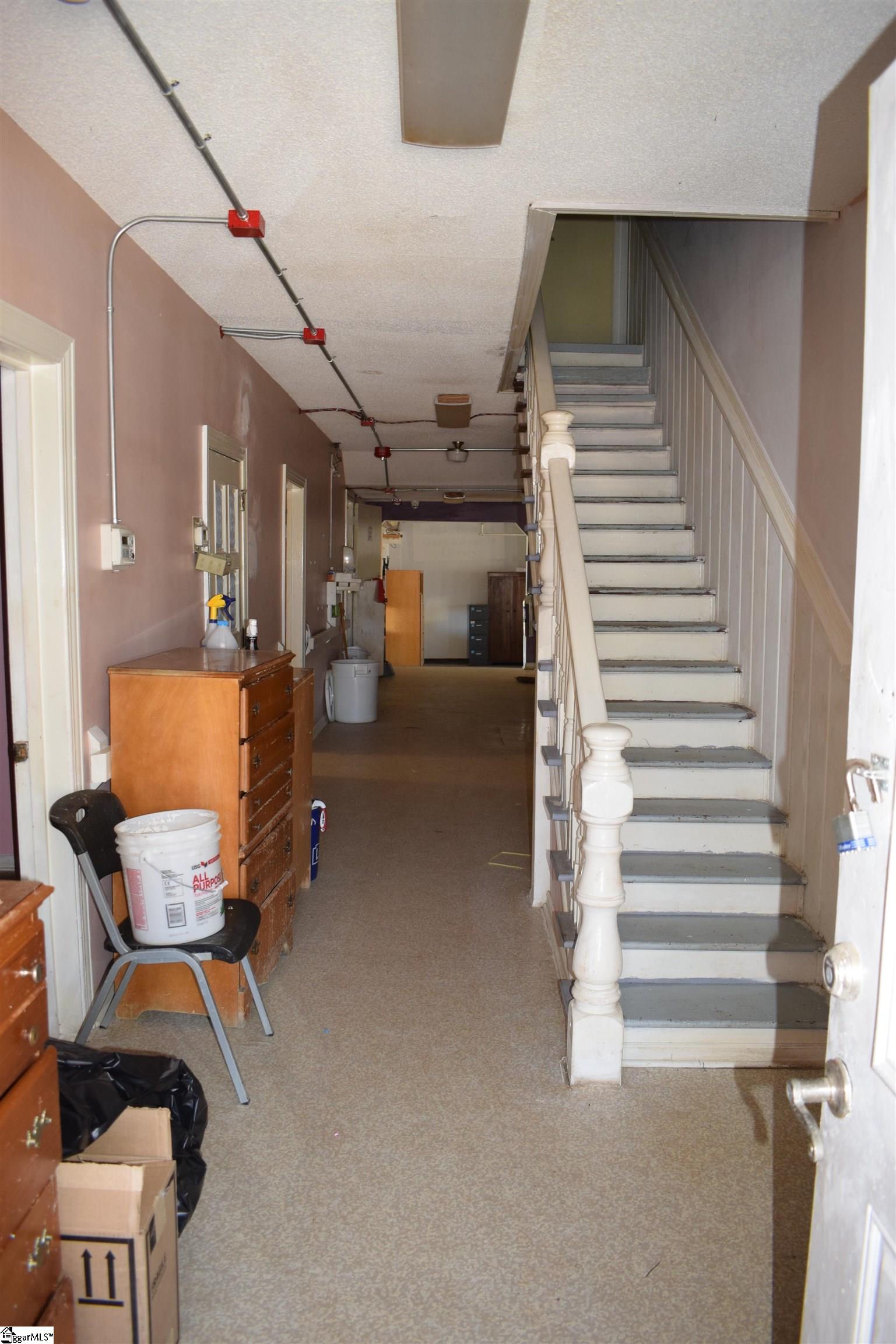 2470 Old Mill Road Property Photo 5