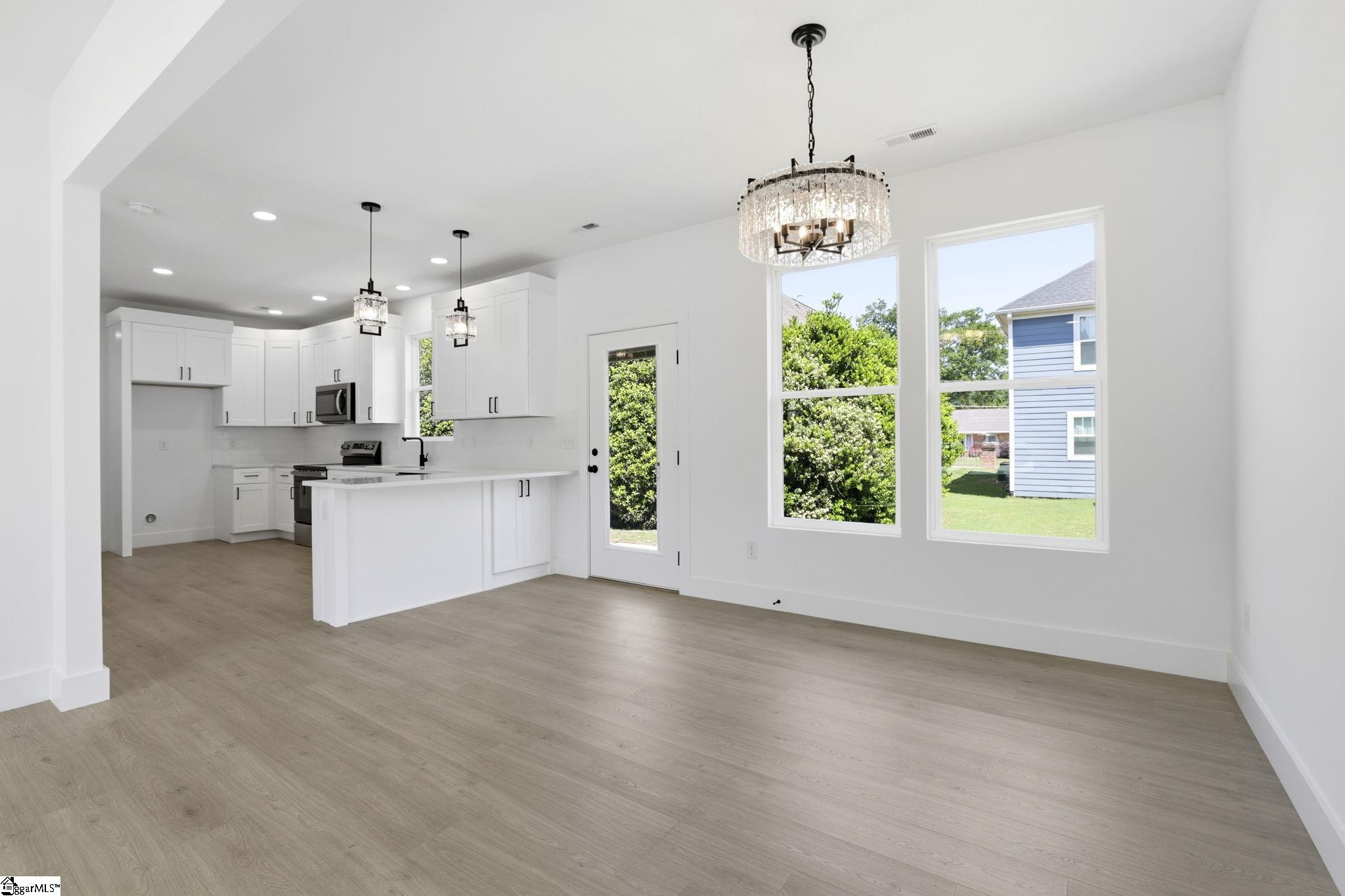 429 Ambiance Court Property Photo 3