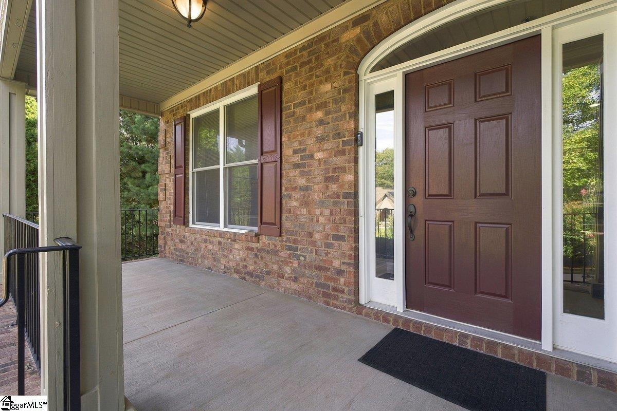 1 Mandarin Circle Property Photo 2