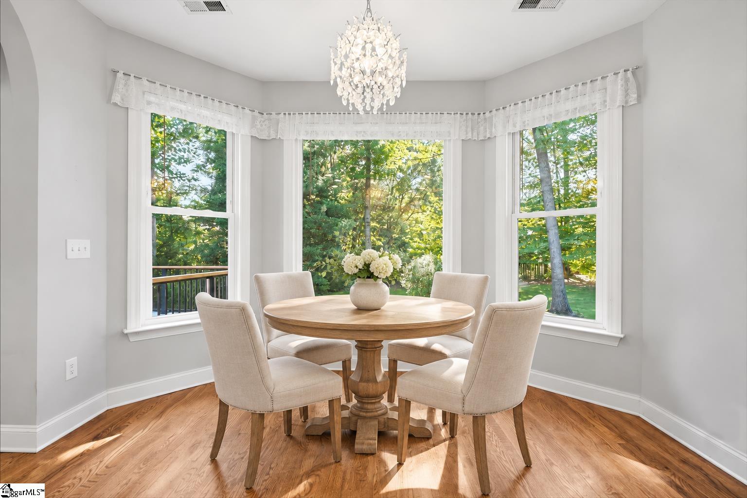 1 Mandarin Circle Property Photo 11