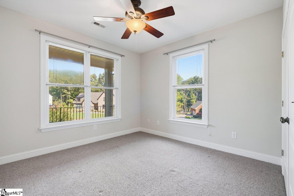 1 Mandarin Circle Property Photo 12