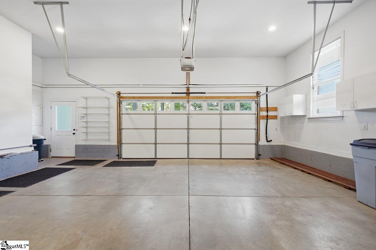 1 Mandarin Circle Property Photo 36
