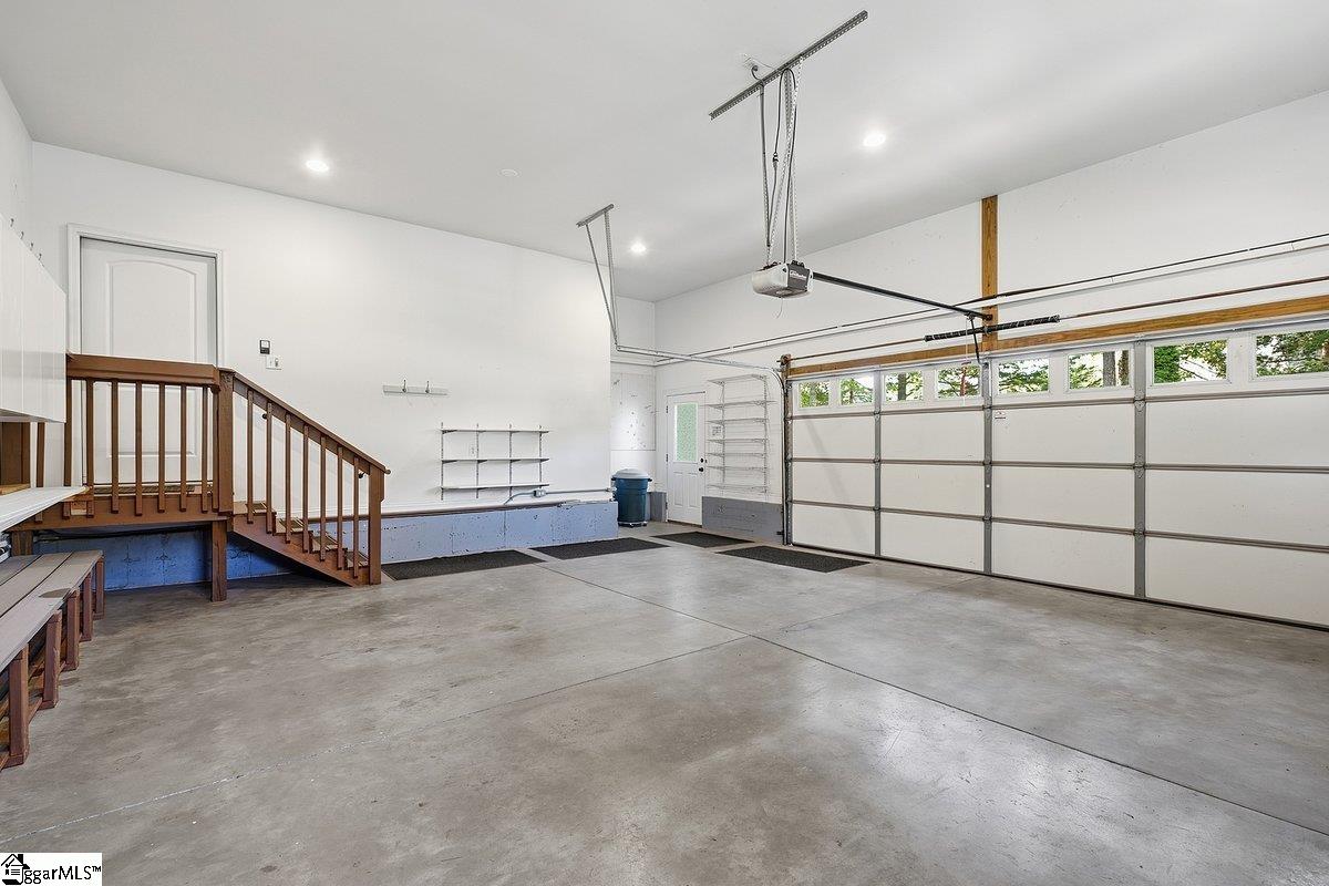 1 Mandarin Circle Property Photo 37
