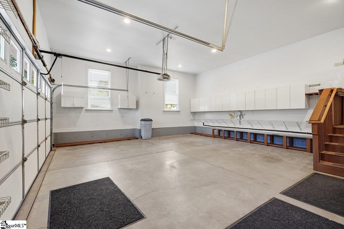 1 Mandarin Circle Property Photo 38