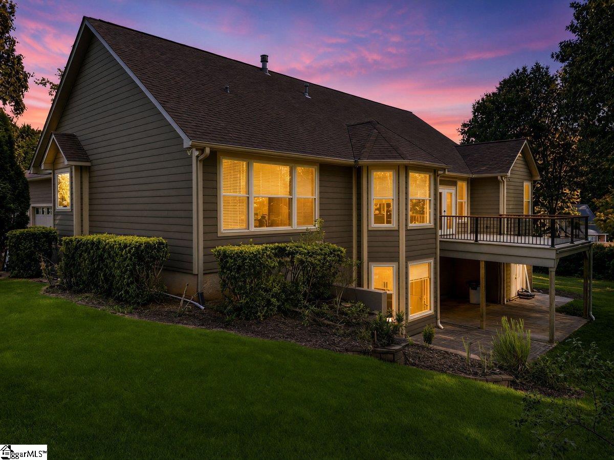 1 Mandarin Circle Property Photo 49