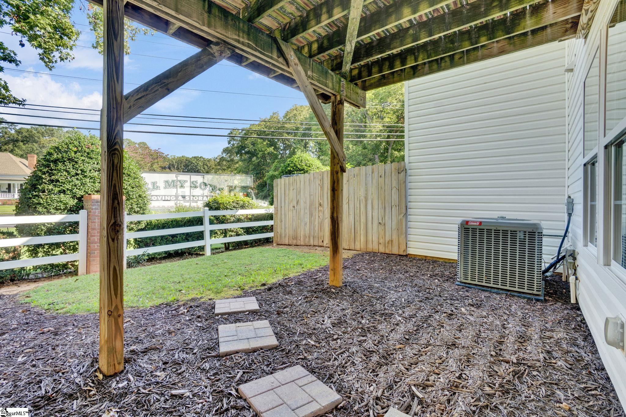 112 Sylvan Oak Way Property Photo 10