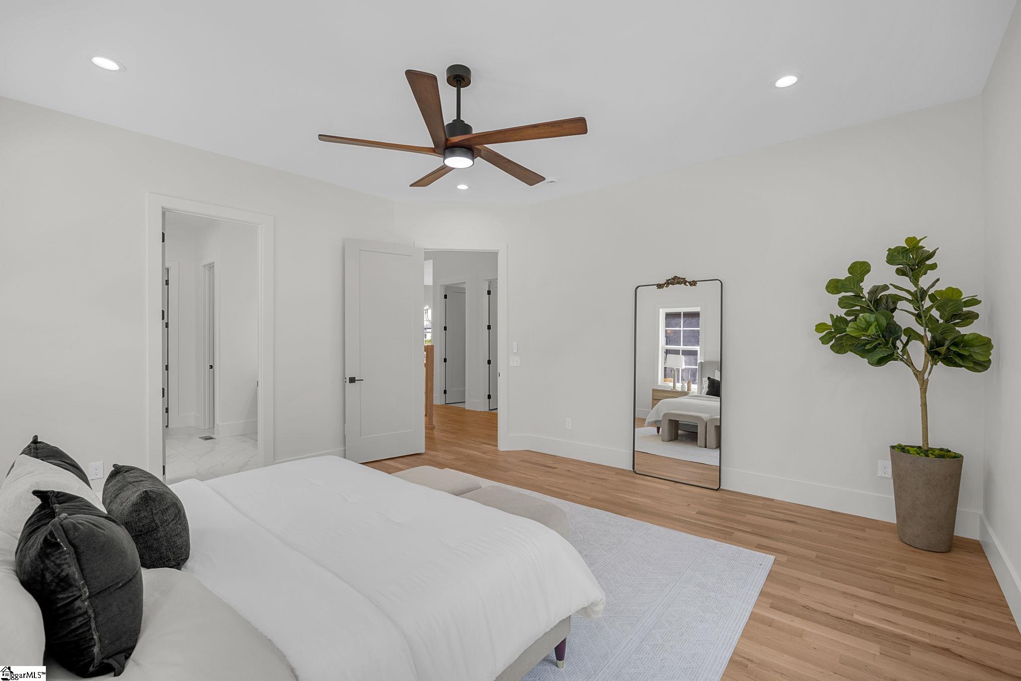 407 Pinckney Street Property Photo 17