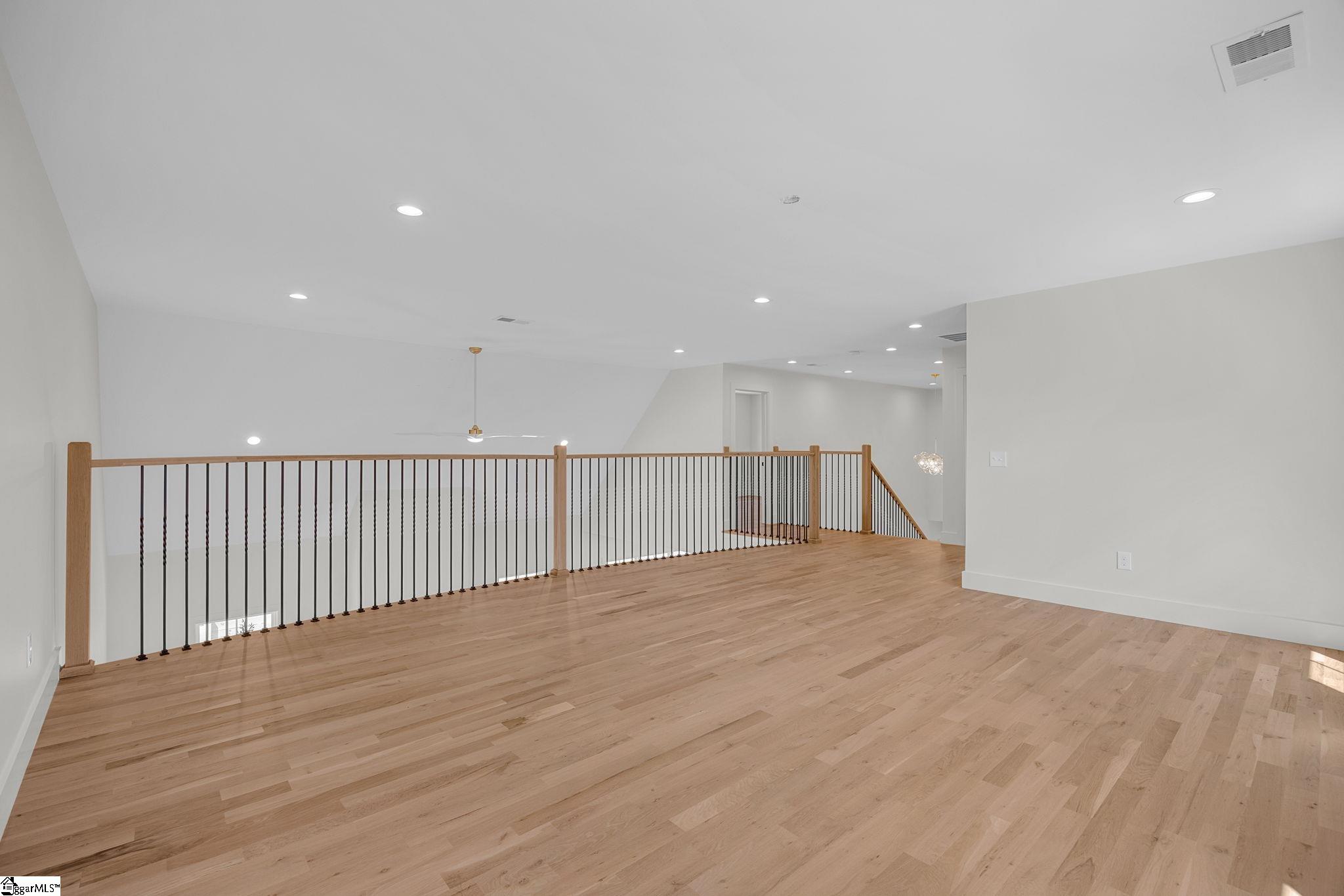 407 Pinckney Street Property Photo 29