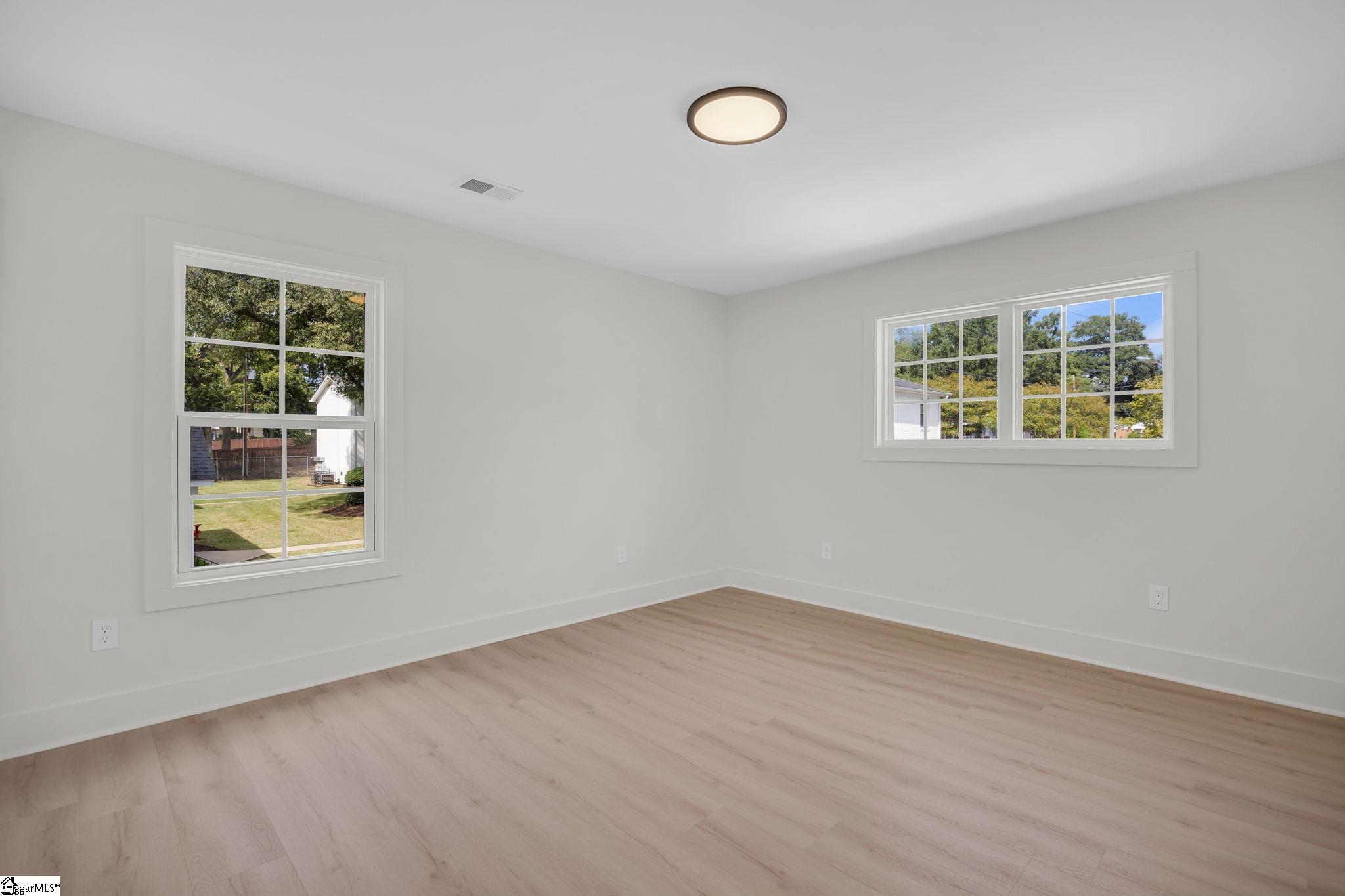 407 Pinckney Street Property Photo 35
