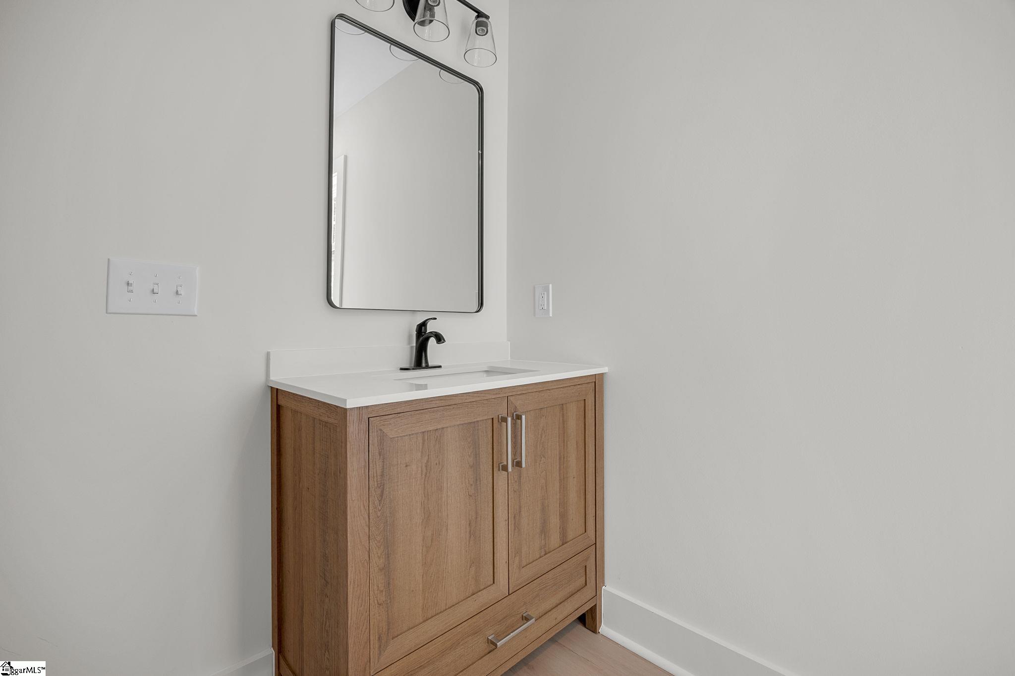407 Pinckney Street Property Photo 37