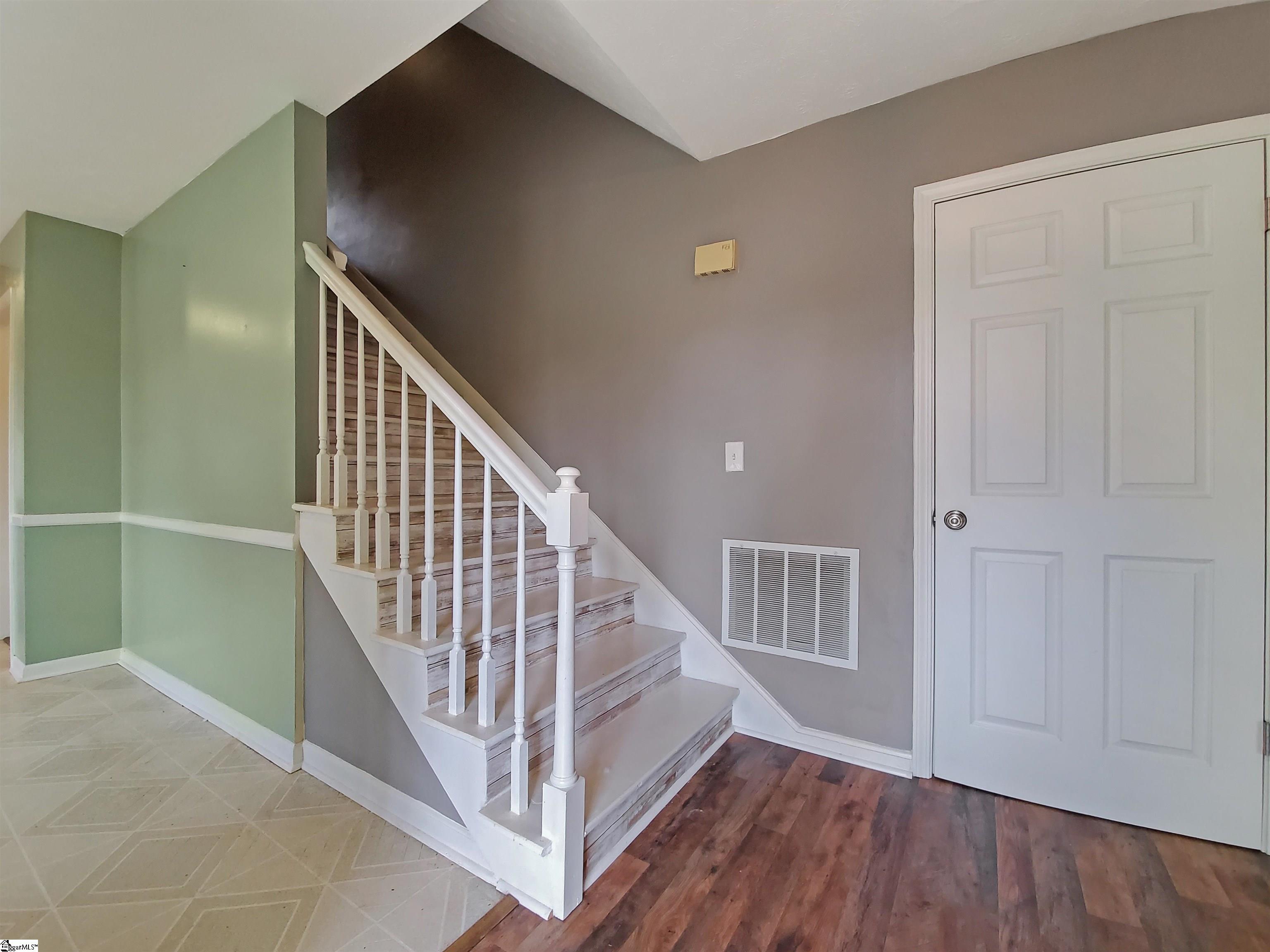 1603935 Property Photo 4