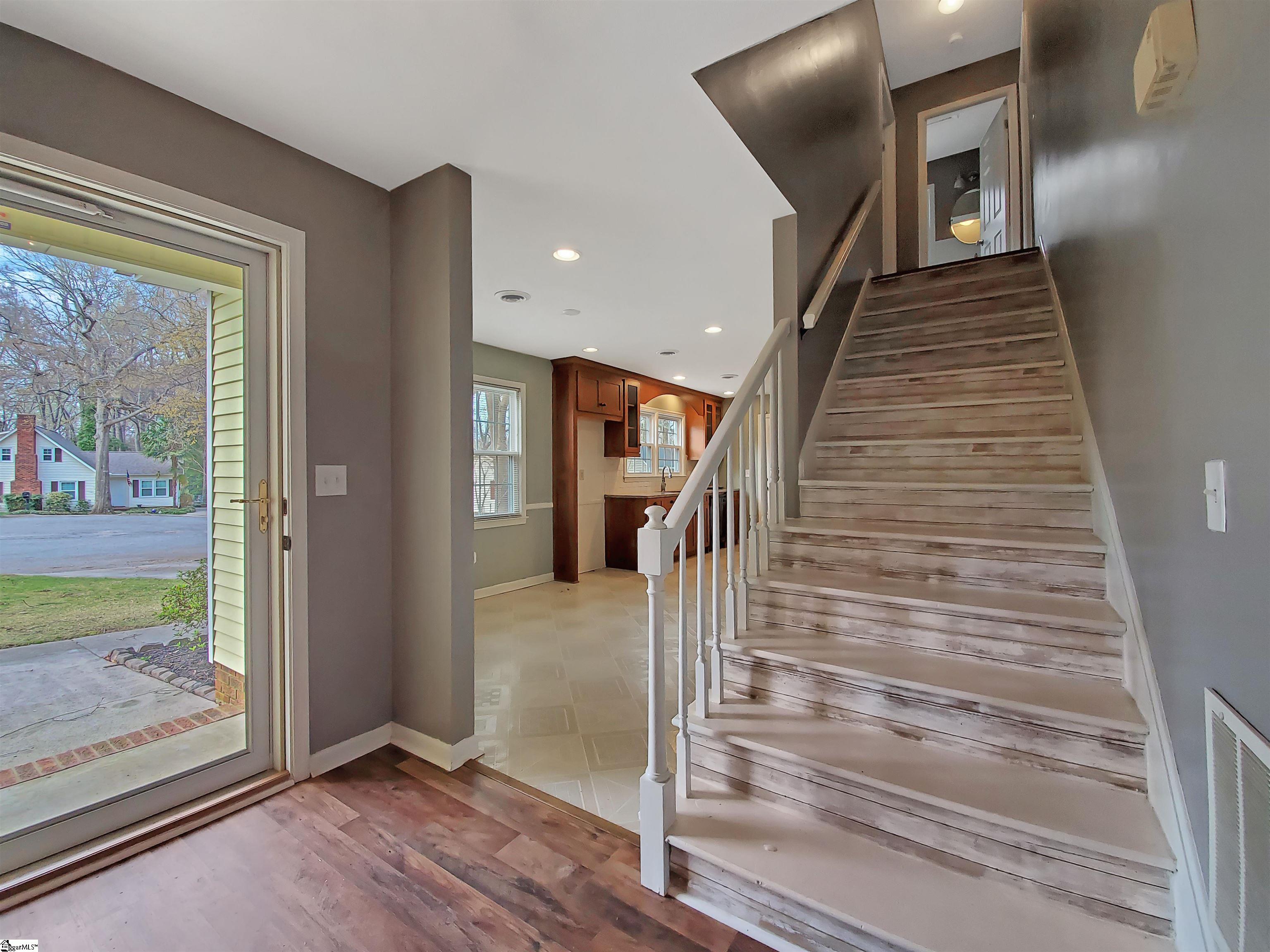 1603935 Property Photo 6