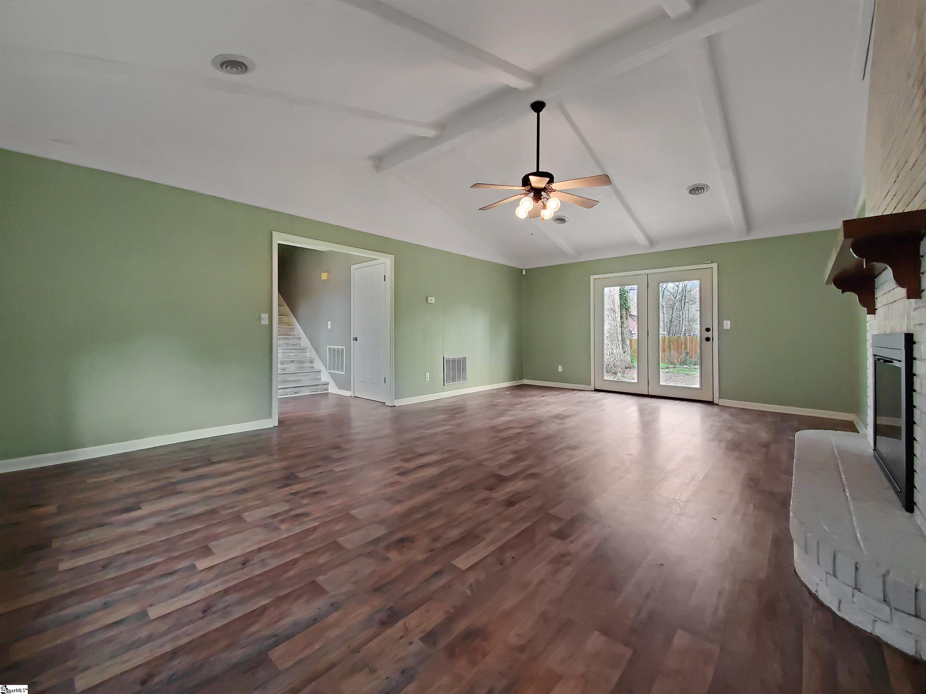 1603935 Property Photo 10