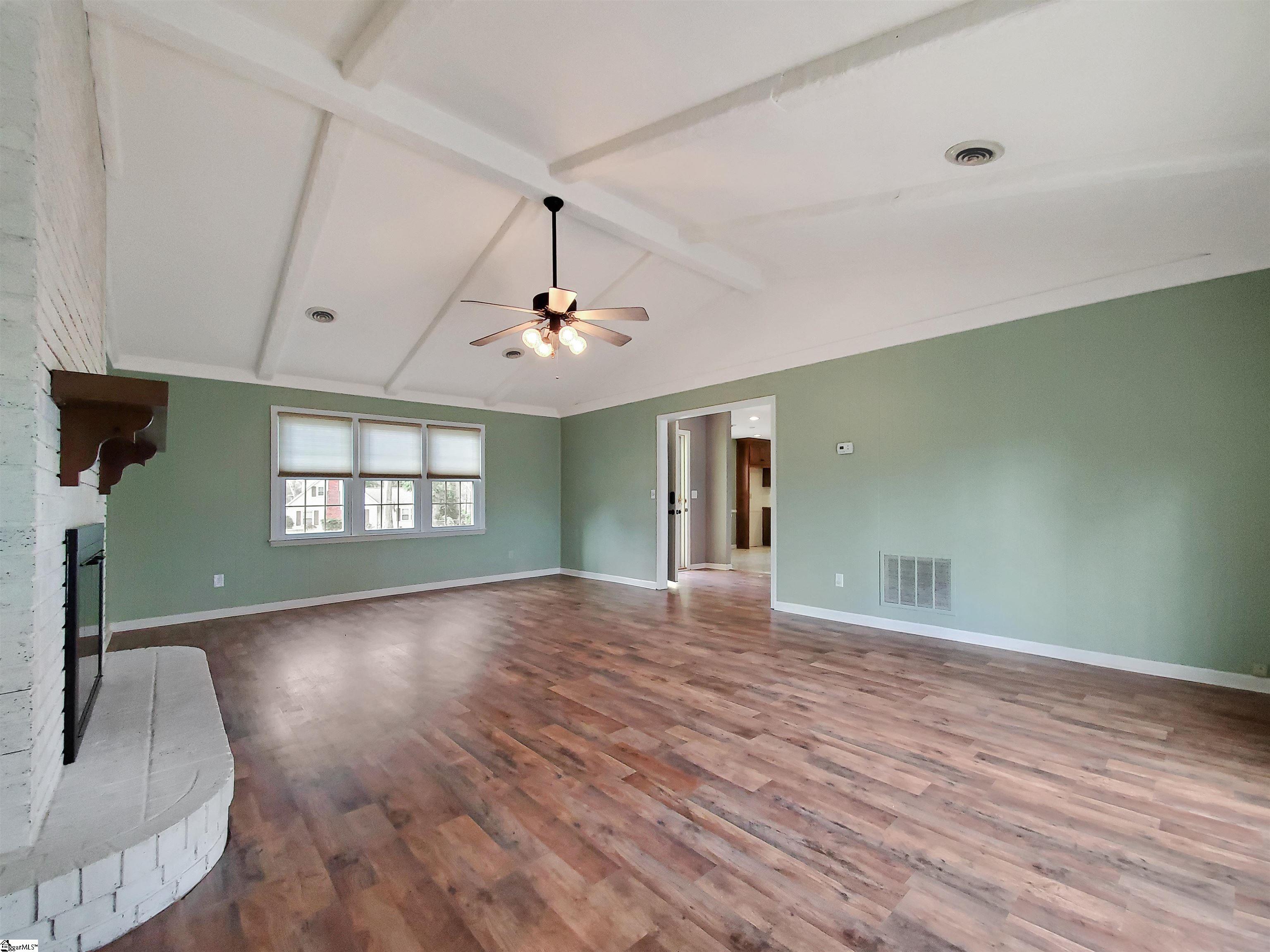 1603935 Property Photo 11