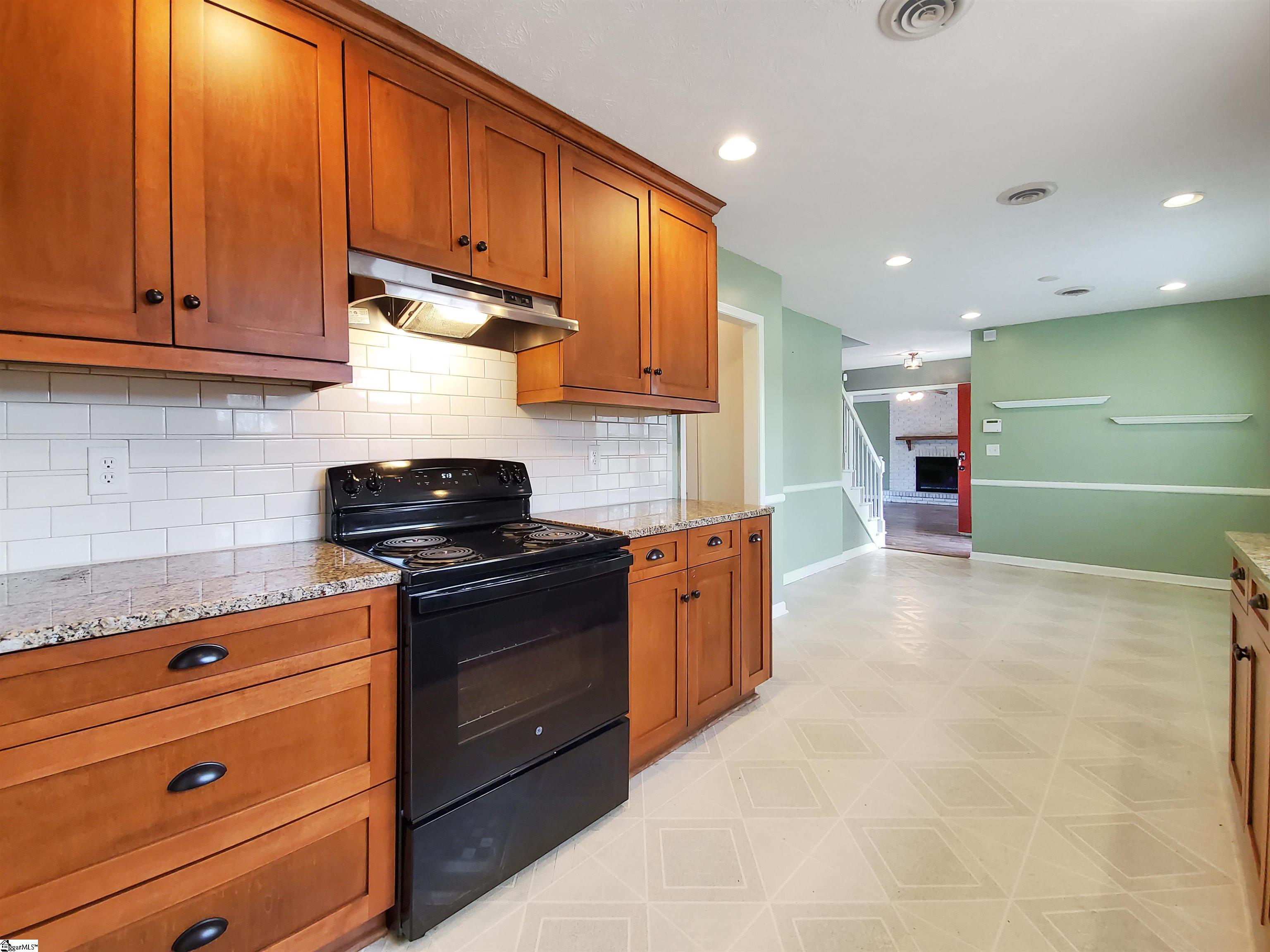1603935 Property Photo 18