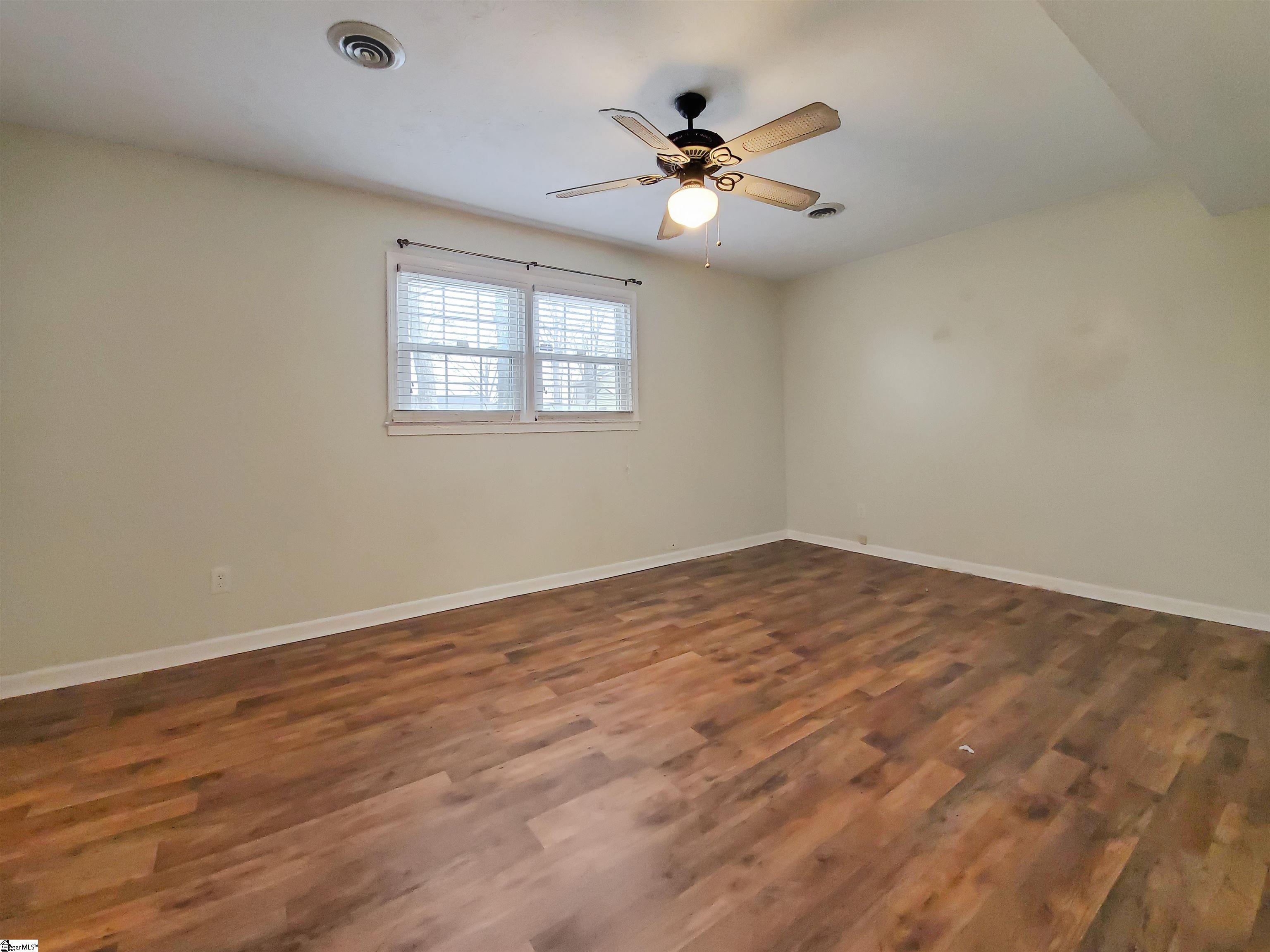 1603935 Property Photo 22