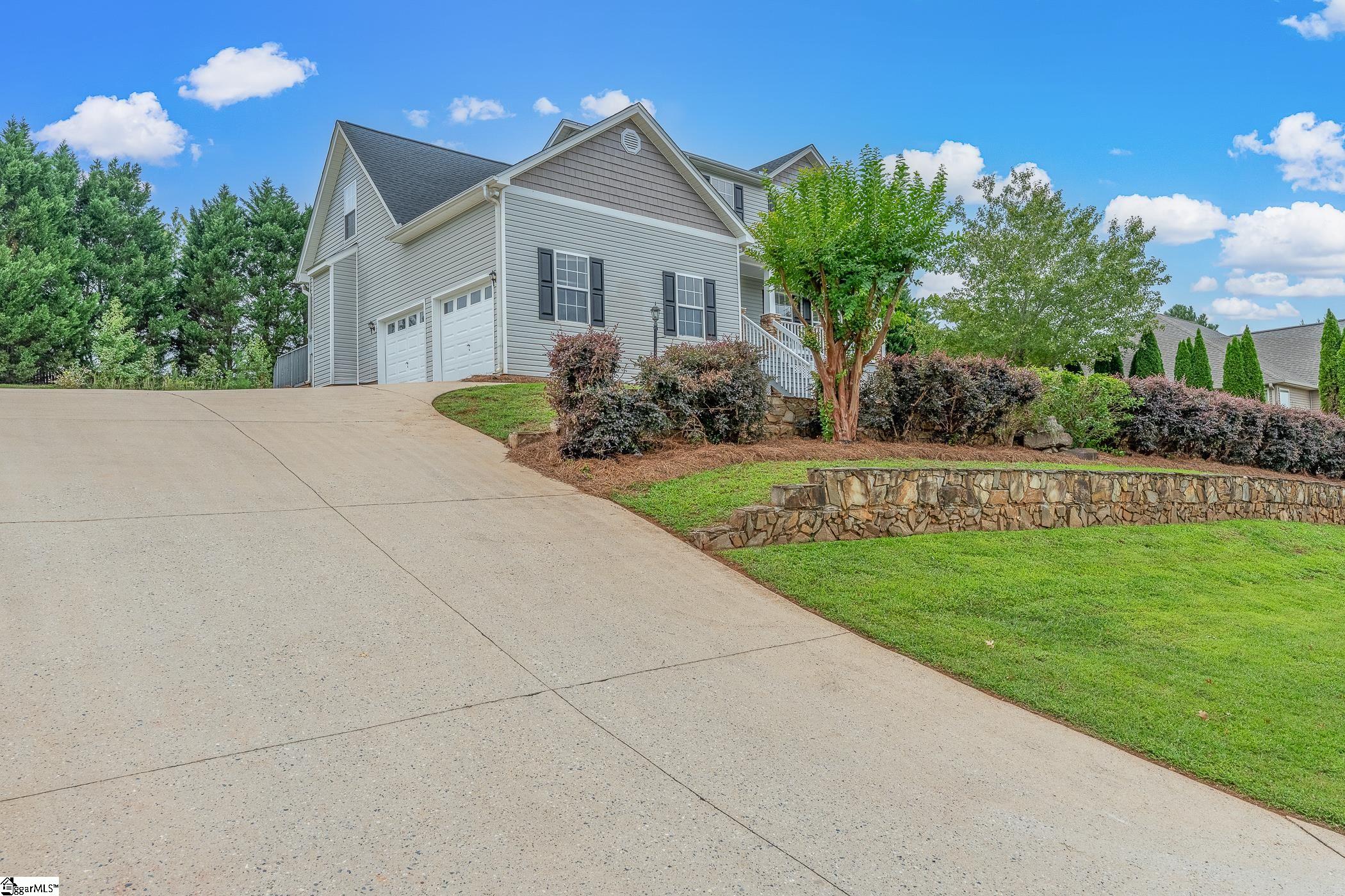 156 Faulkner Circle Property Photo 3