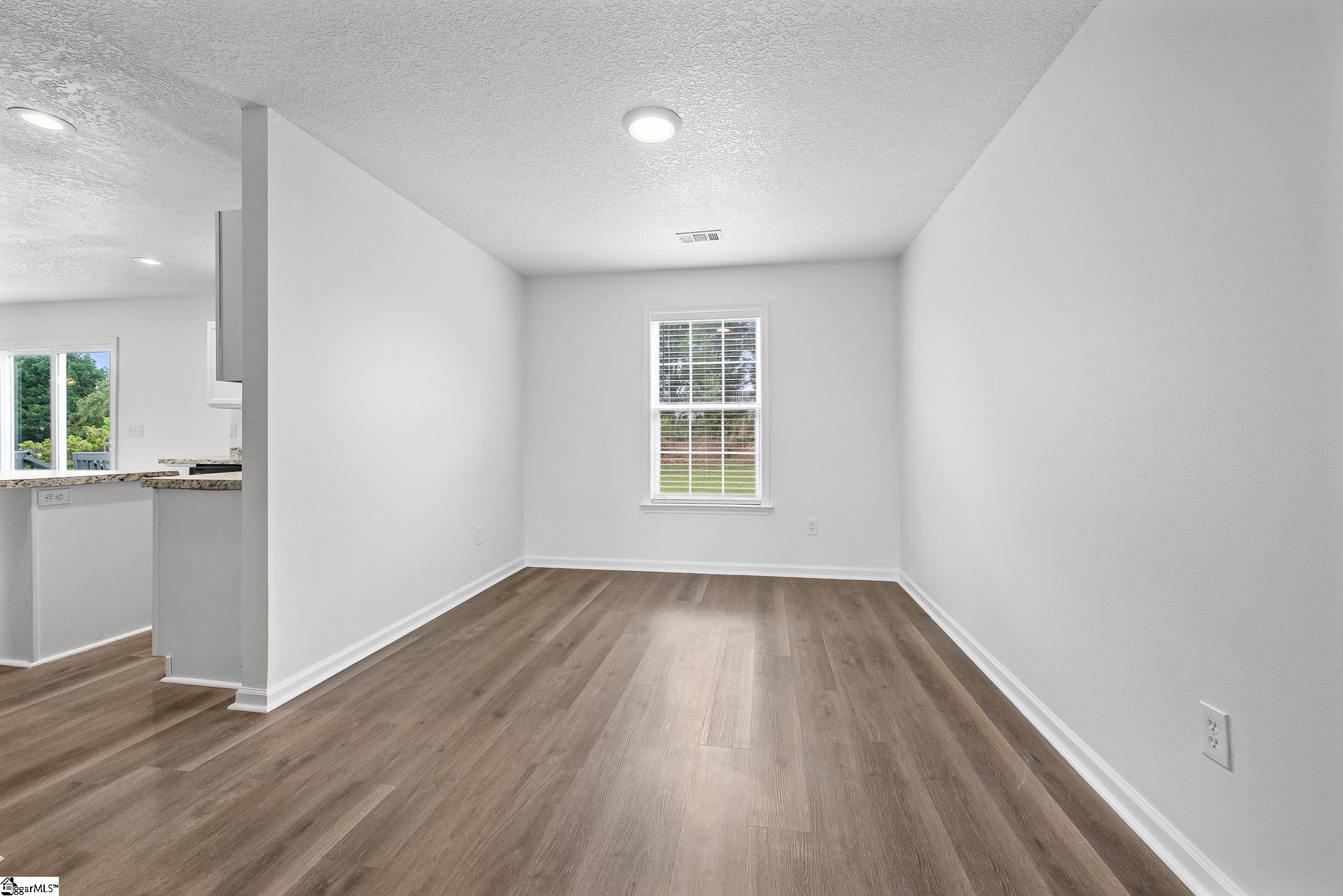 156 Faulkner Circle Property Photo 7