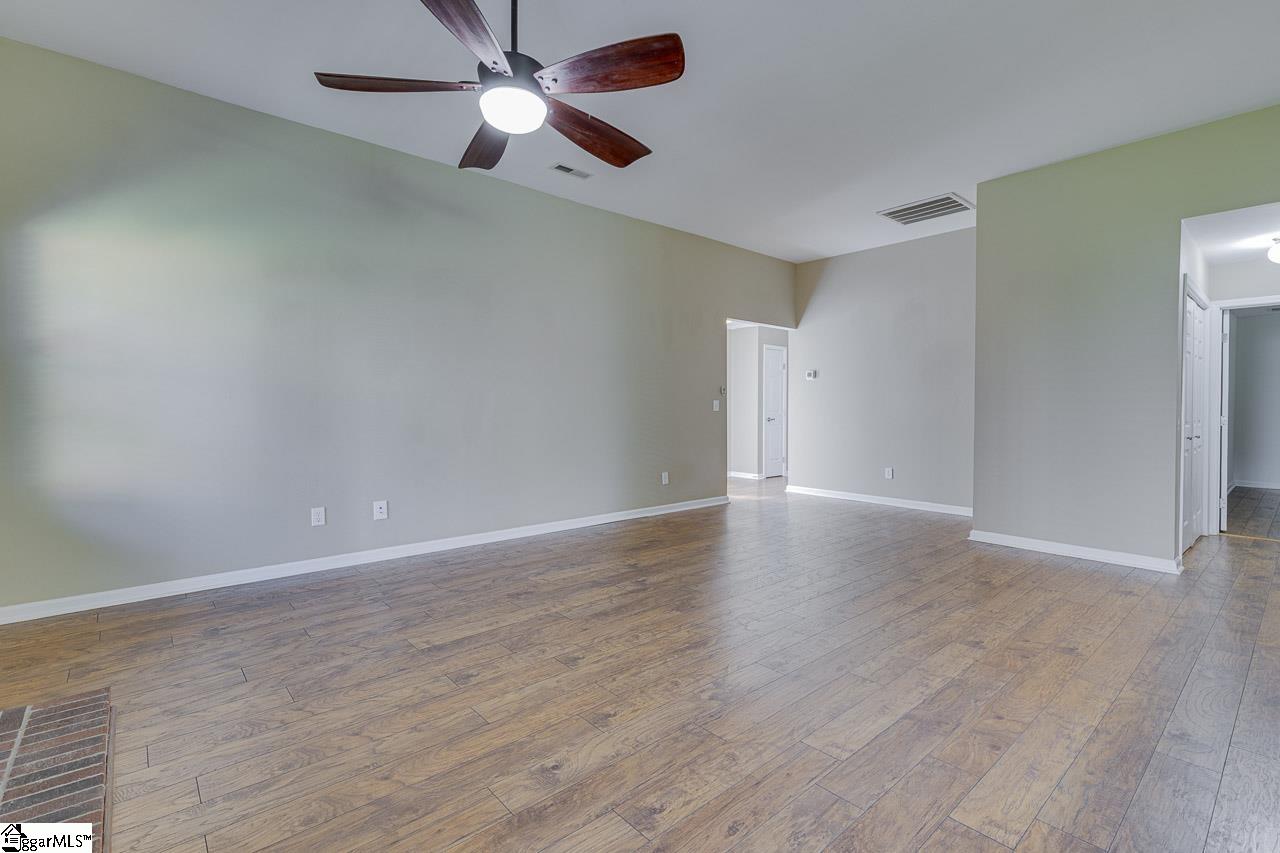 22 Crossvine Way Property Photo 6