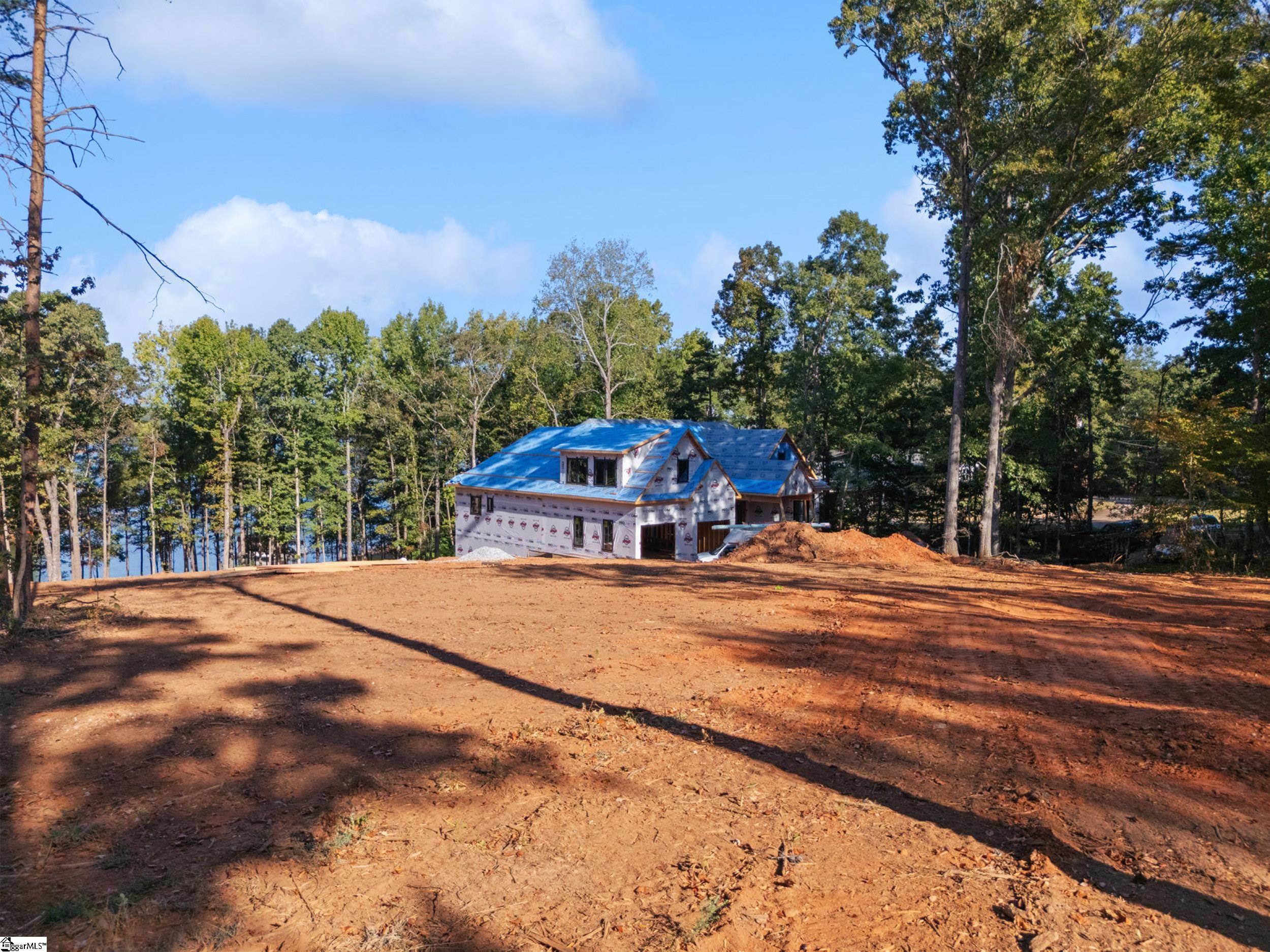 305 Inland Drive Property Photo 3