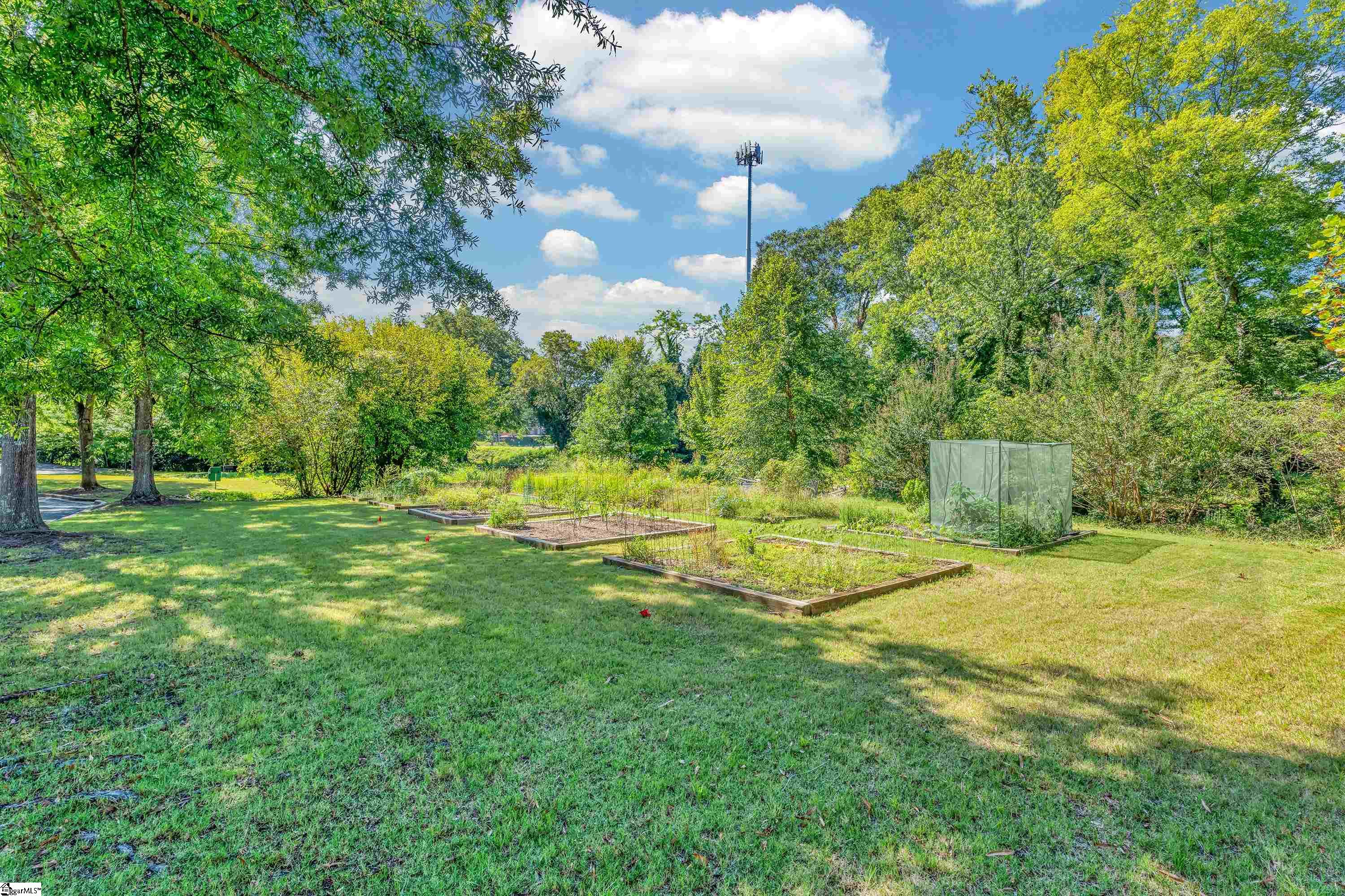 400 Mills Avenue Property Photo 21