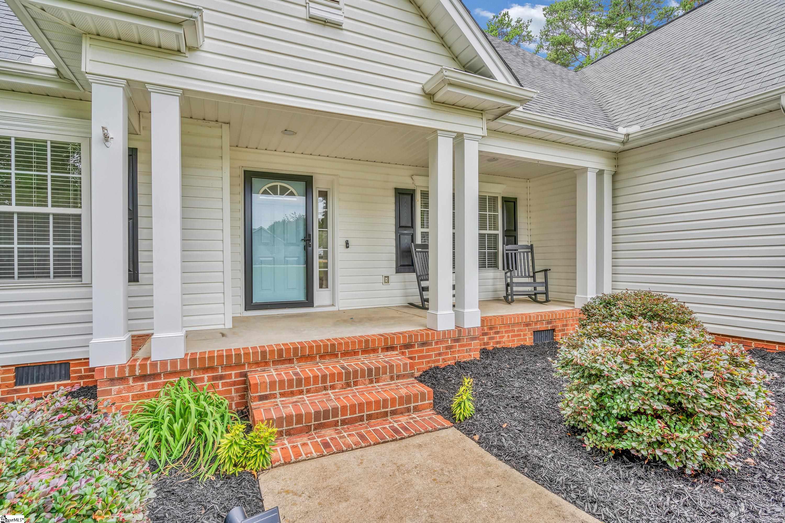 107 Galewood Drive Property Photo 3