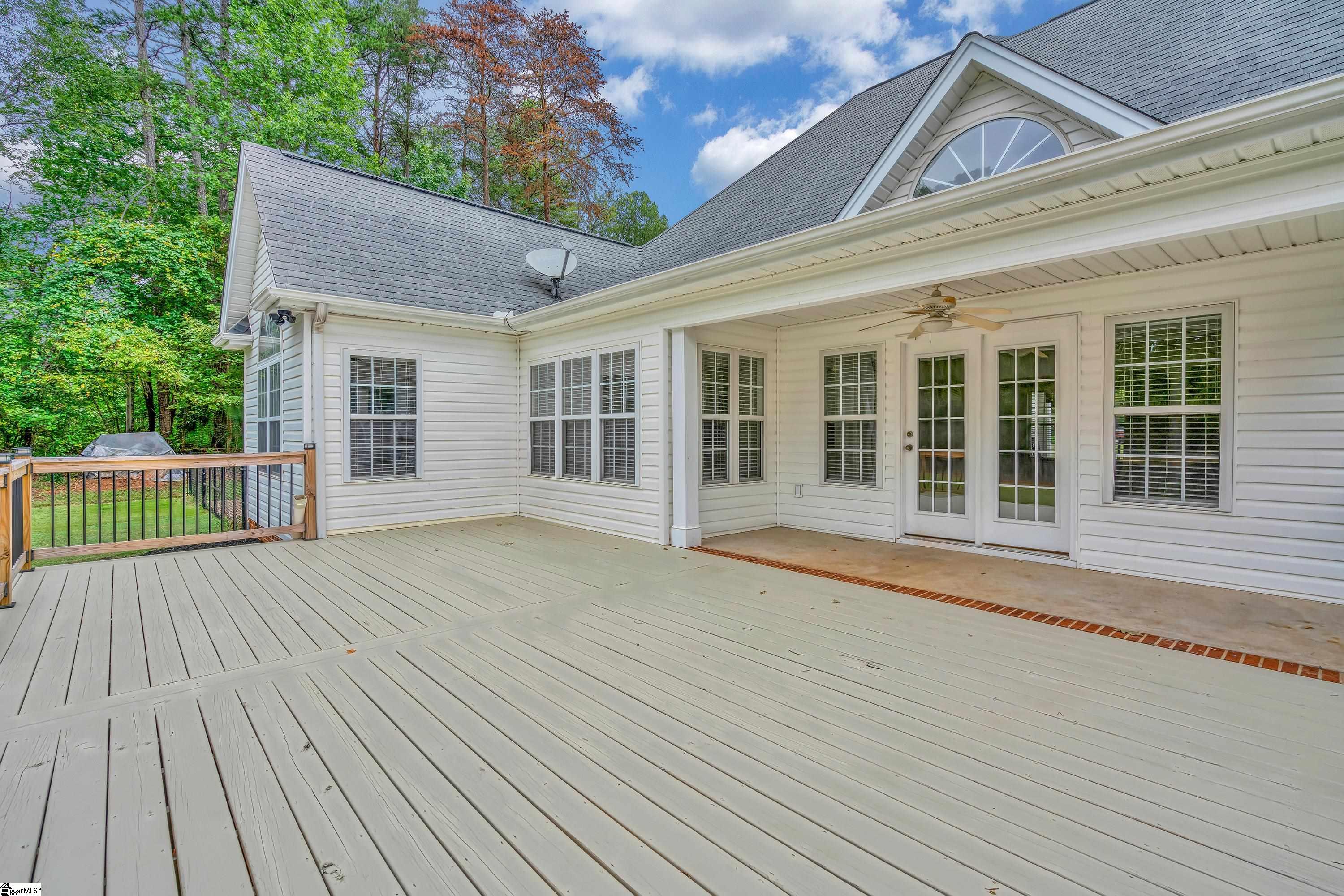 107 Galewood Drive Property Photo 19