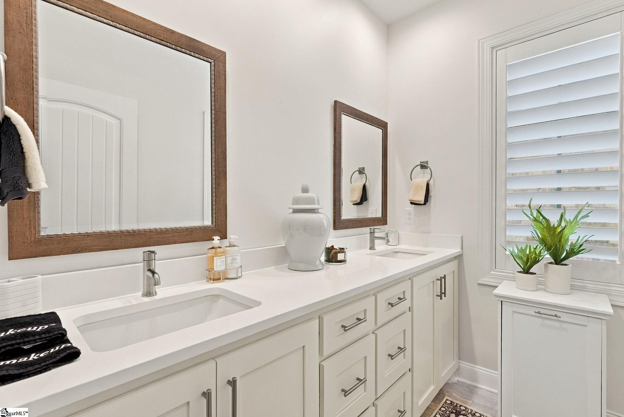1603974 Property Photo 14