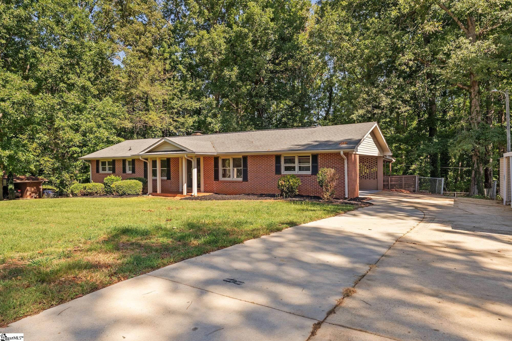 415 Ponce De Leon Drive Property Photo 3