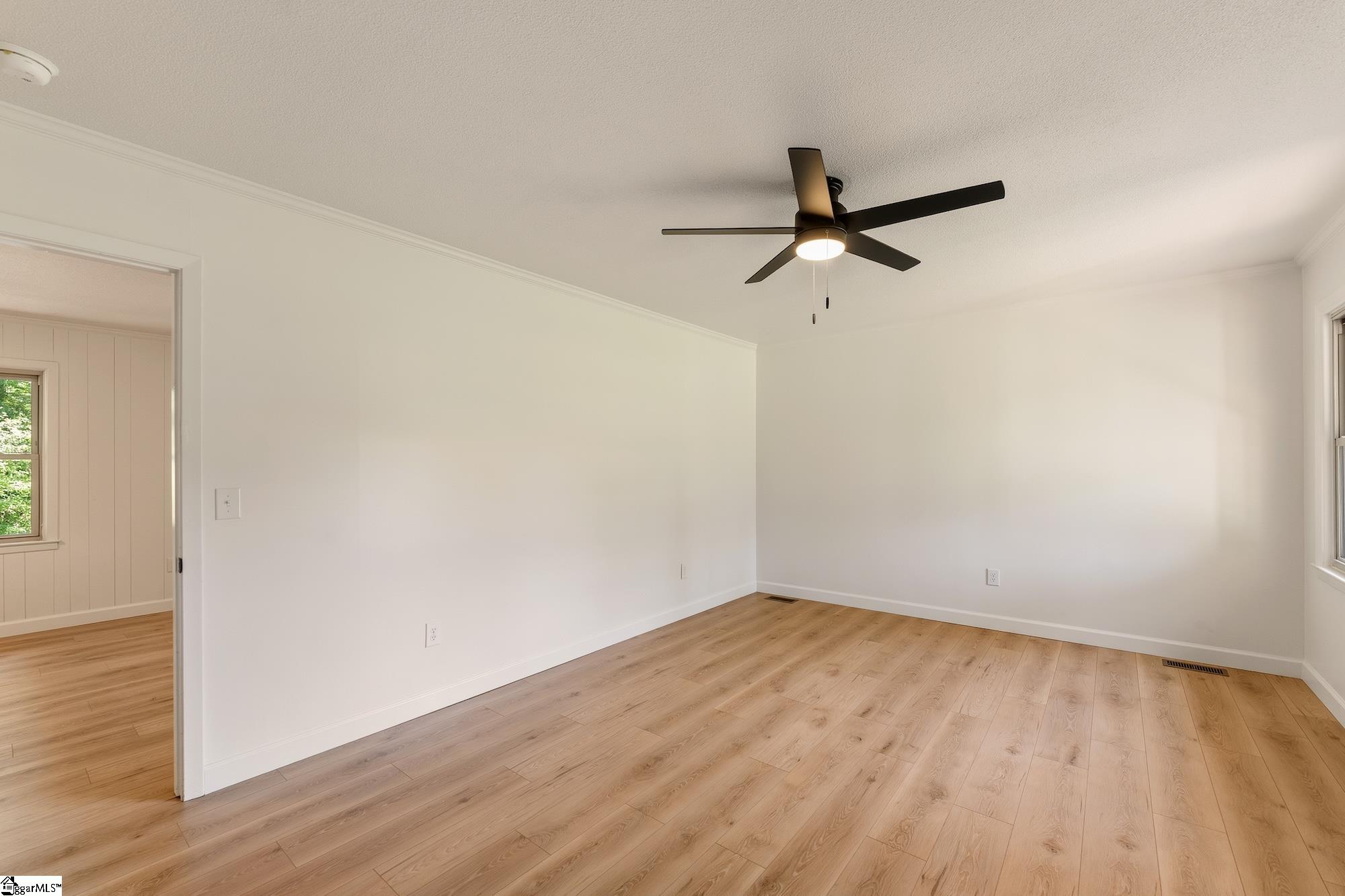 415 Ponce De Leon Drive Property Photo 5