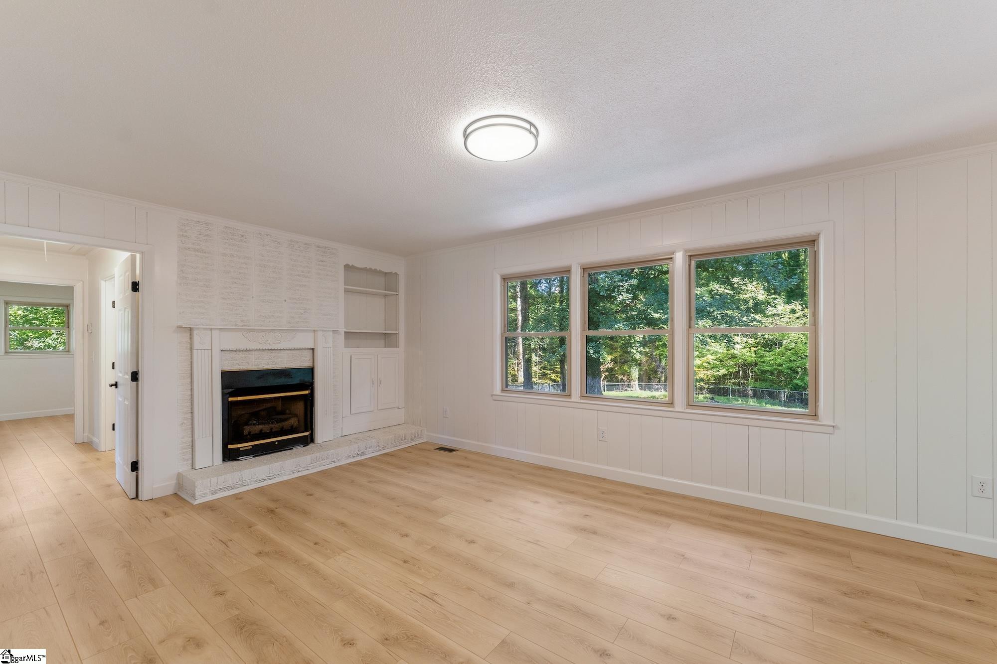415 Ponce De Leon Drive Property Photo 7