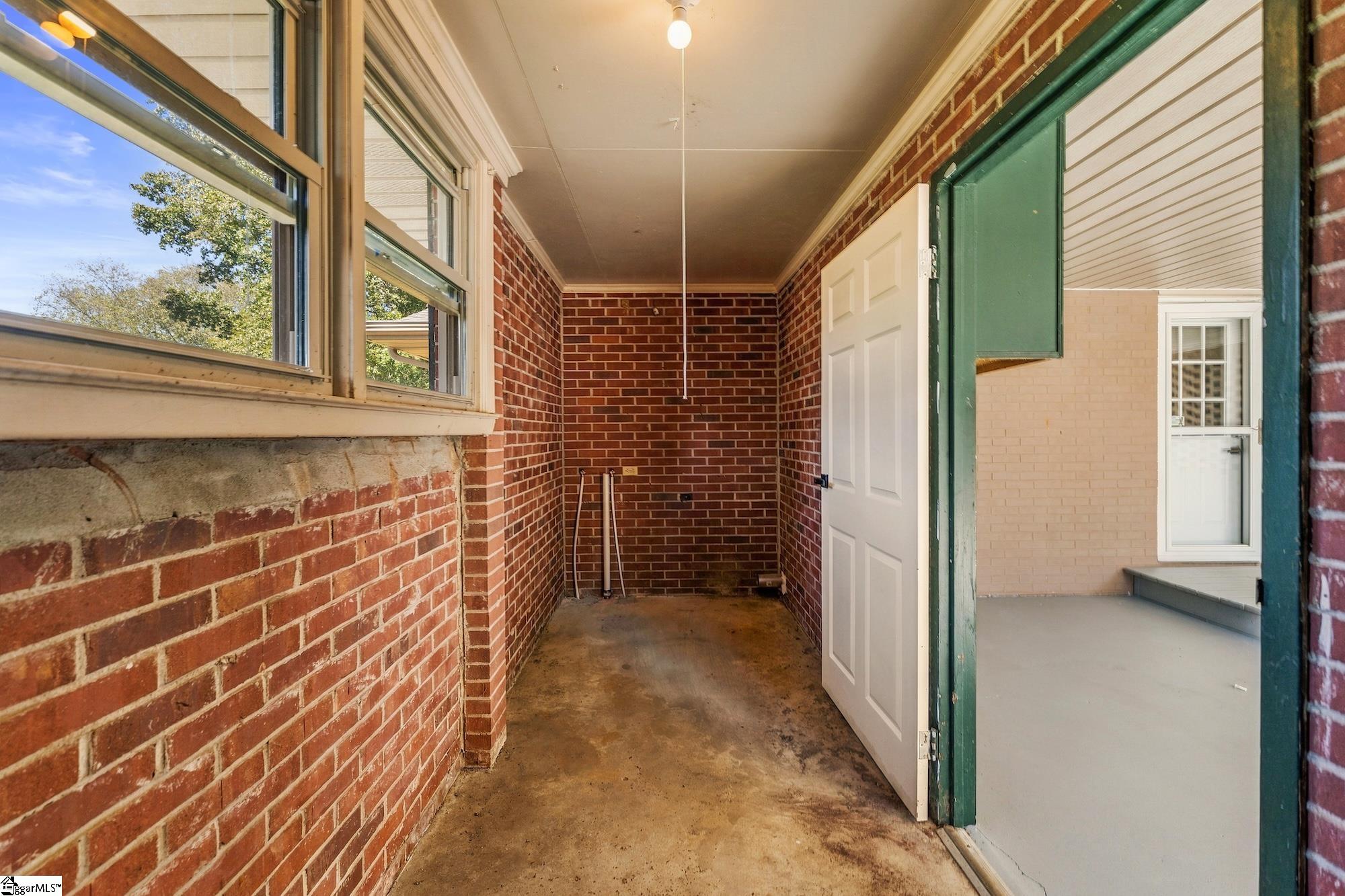 415 Ponce De Leon Drive Property Photo 20