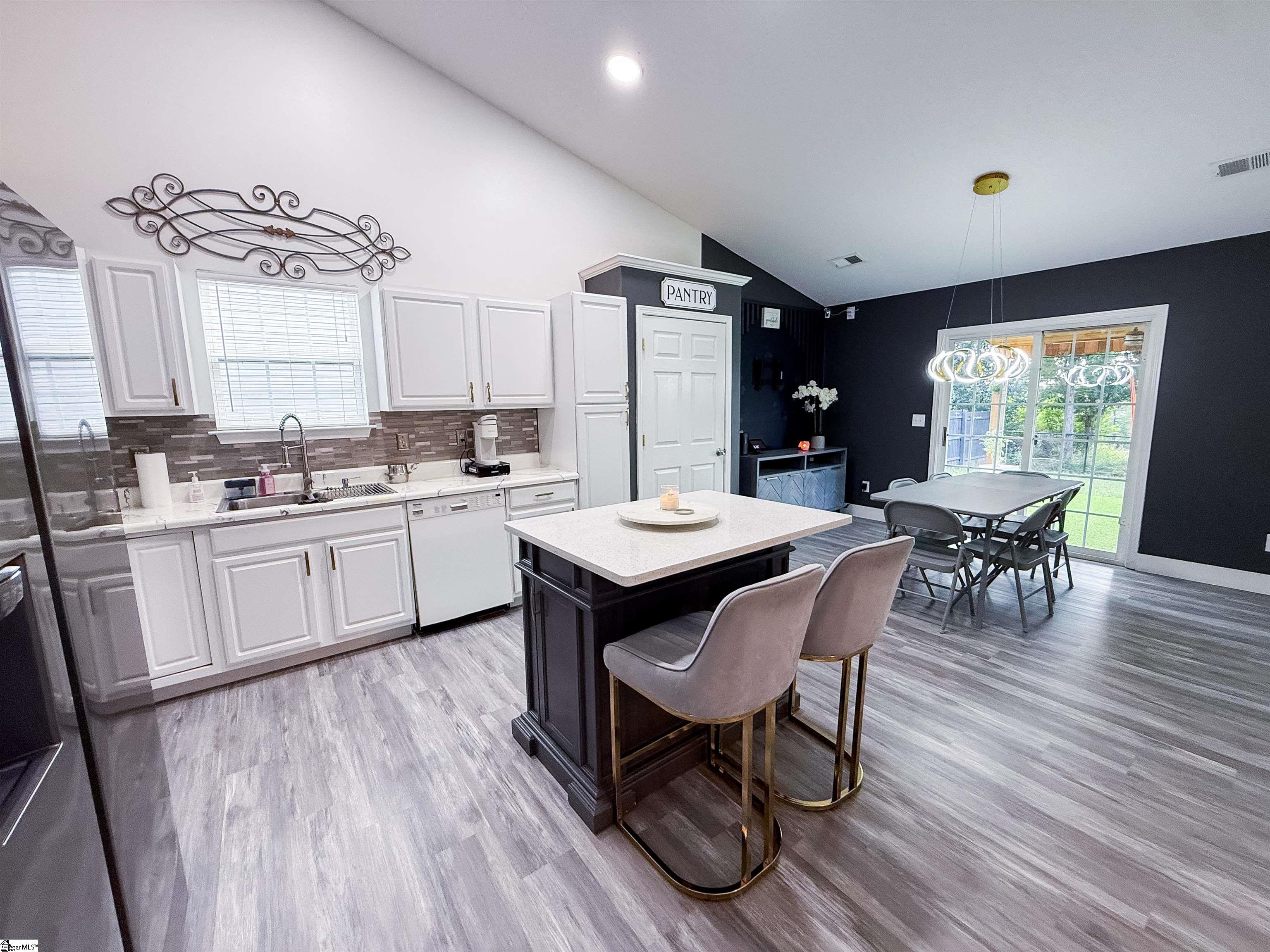 4 Dill Creek Court Property Photo 14