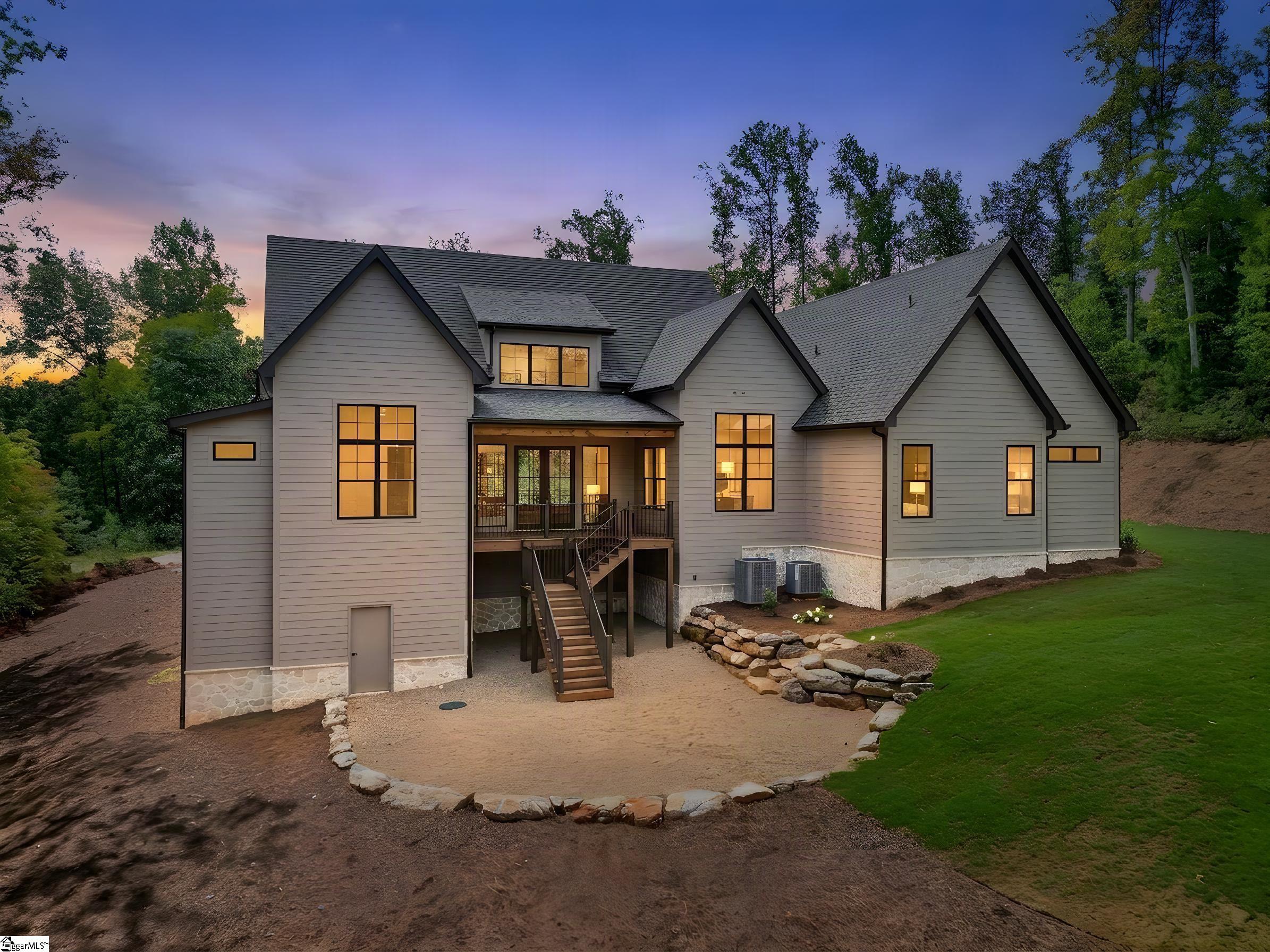 590 Chinquapin Road Property Photo 3