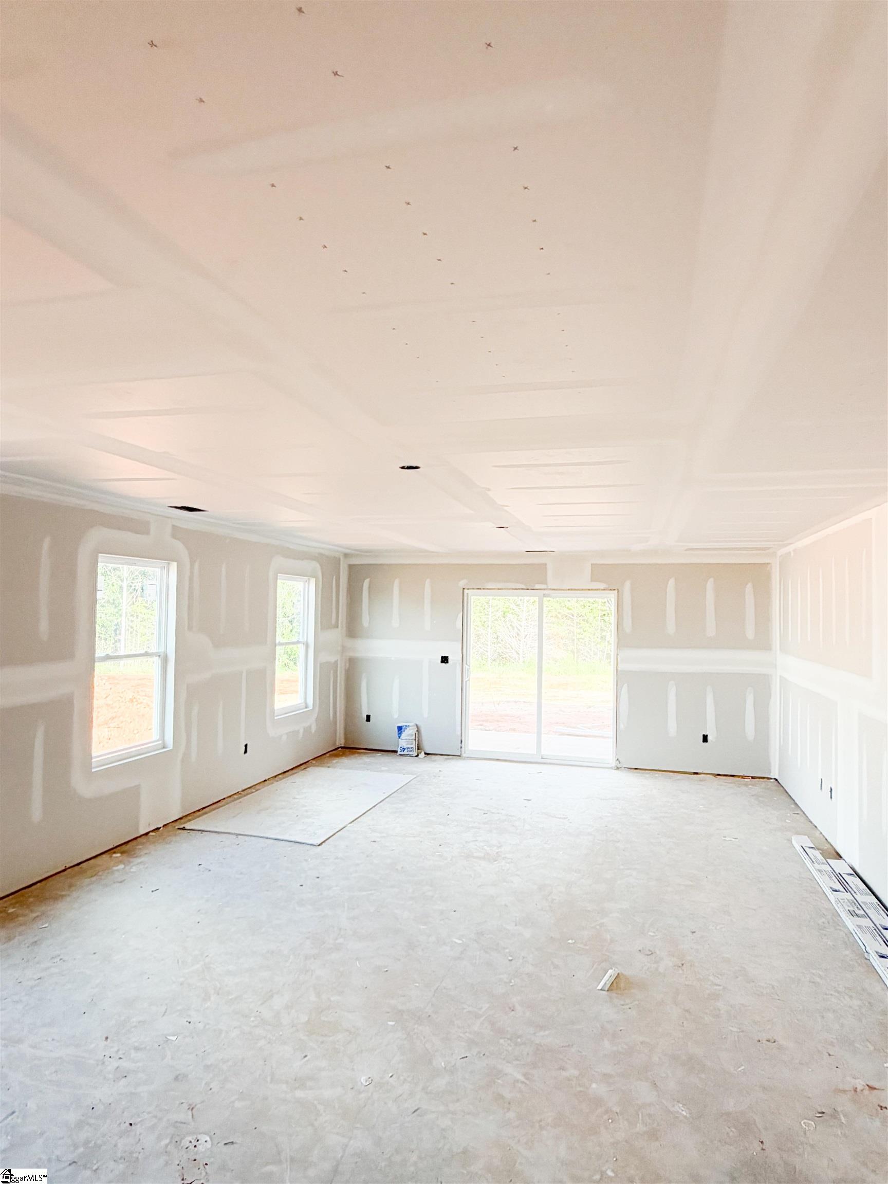 104 Henderson Road Property Photo 2