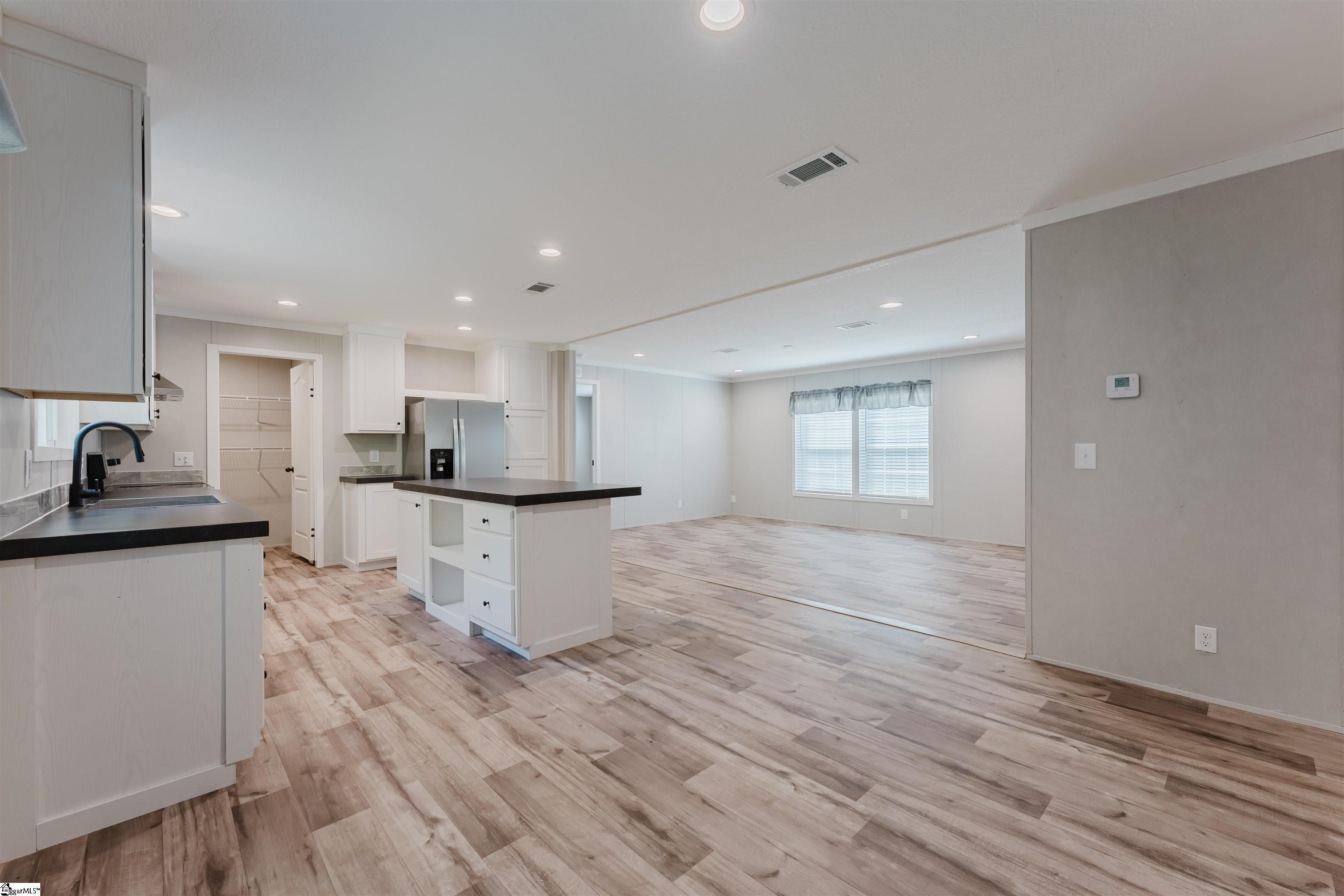 215 Ballard Road Property Photo 8