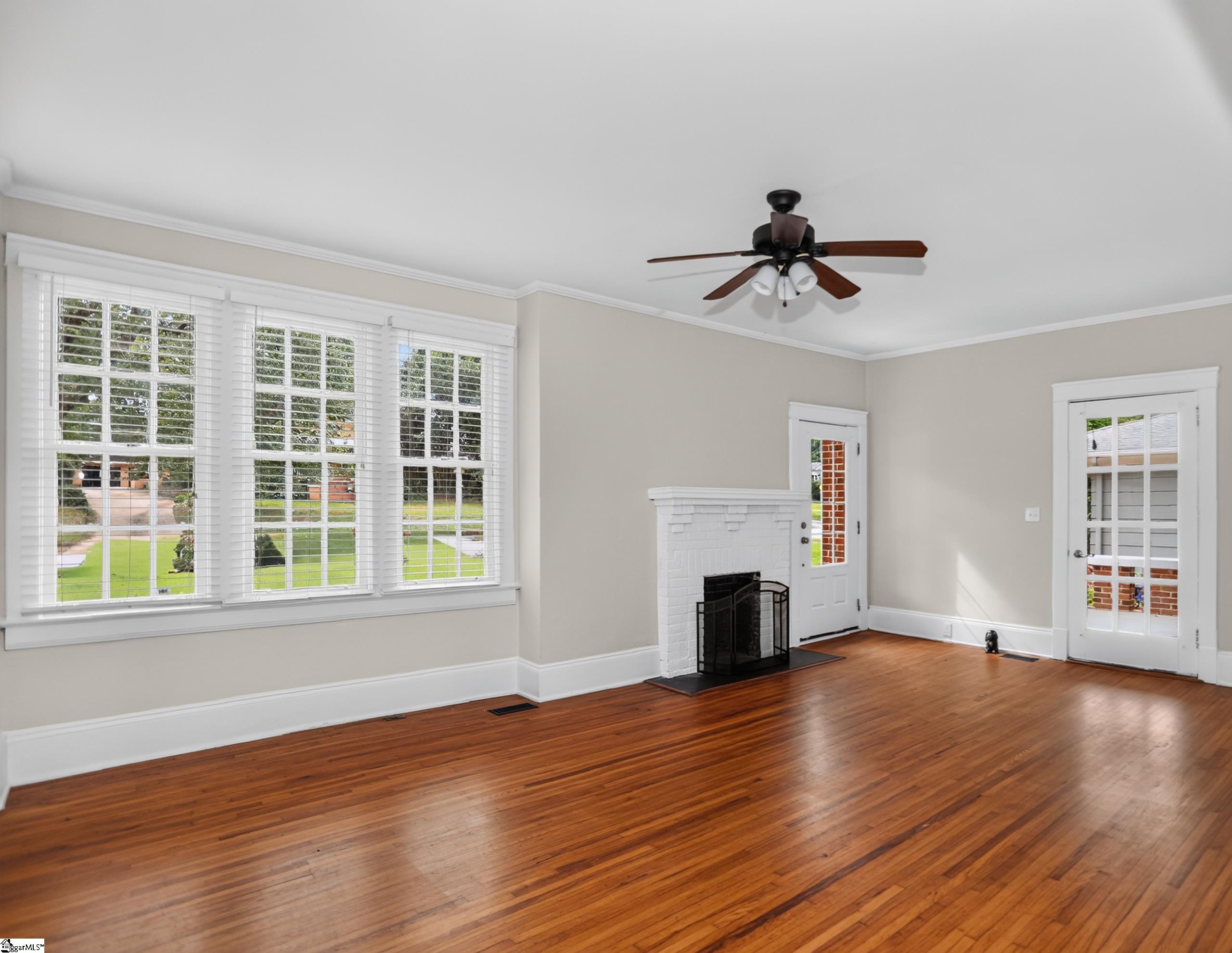 724 Hollywood Street Property Photo 2