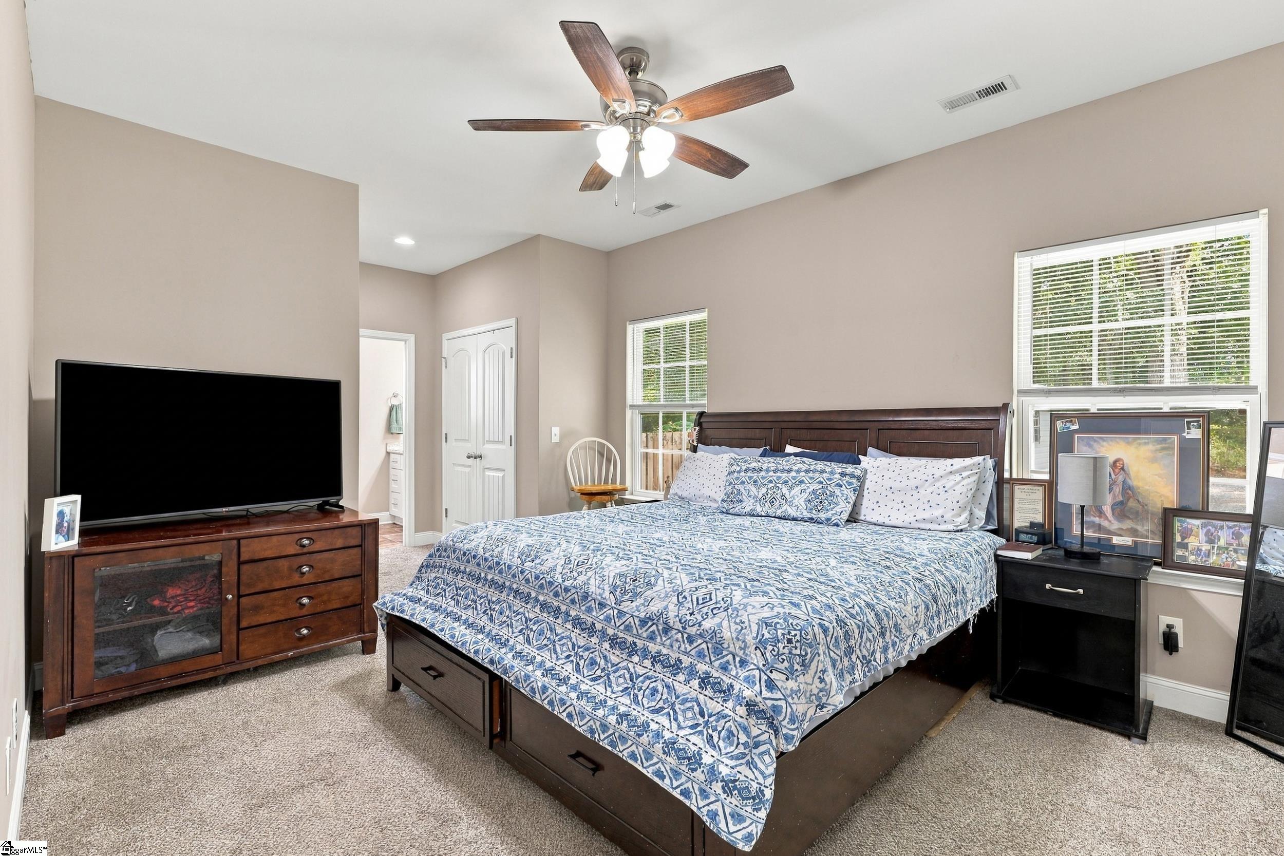 313 Saluda Street Property Photo 12