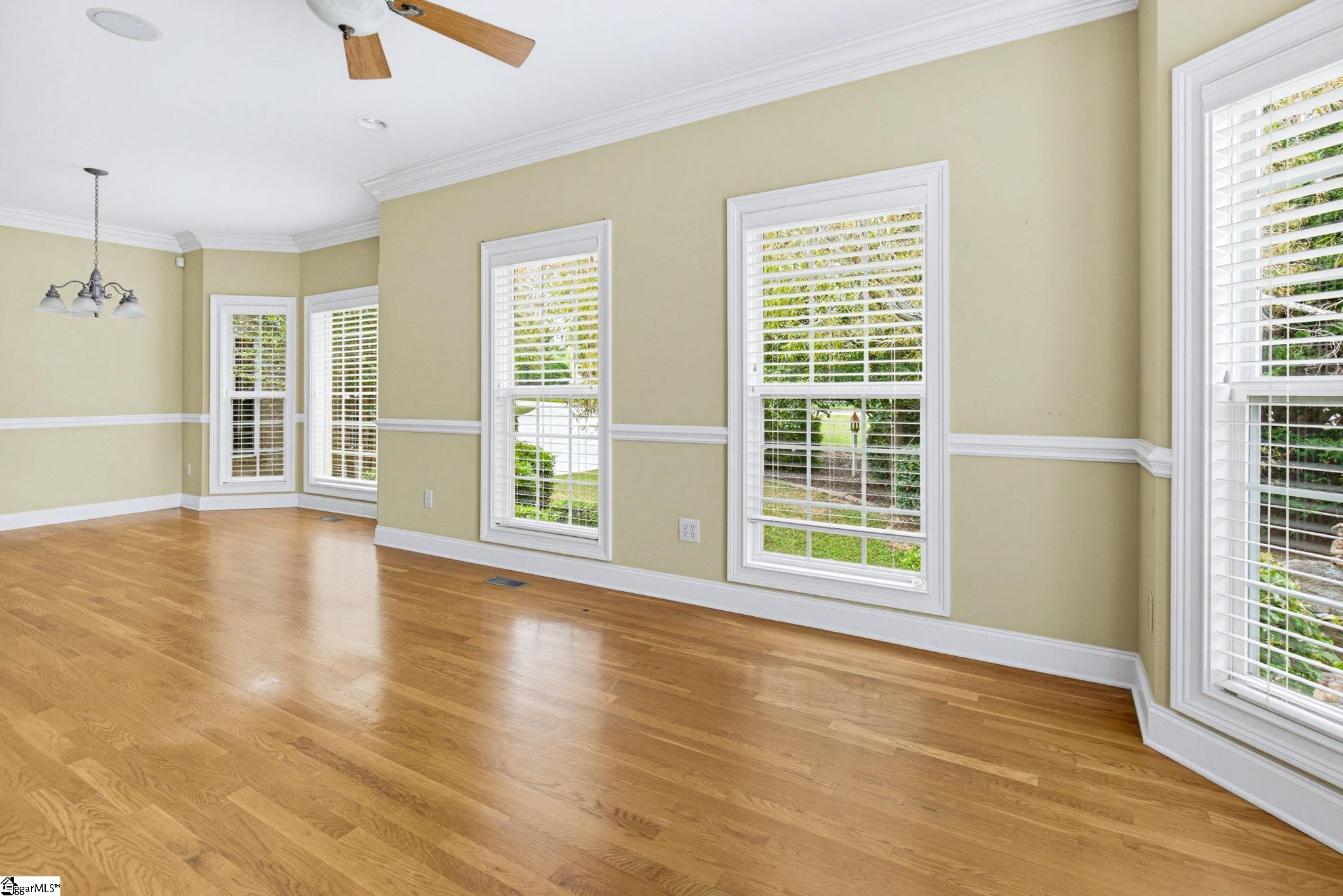 301 Glen Meadows Drive Property Photo 25