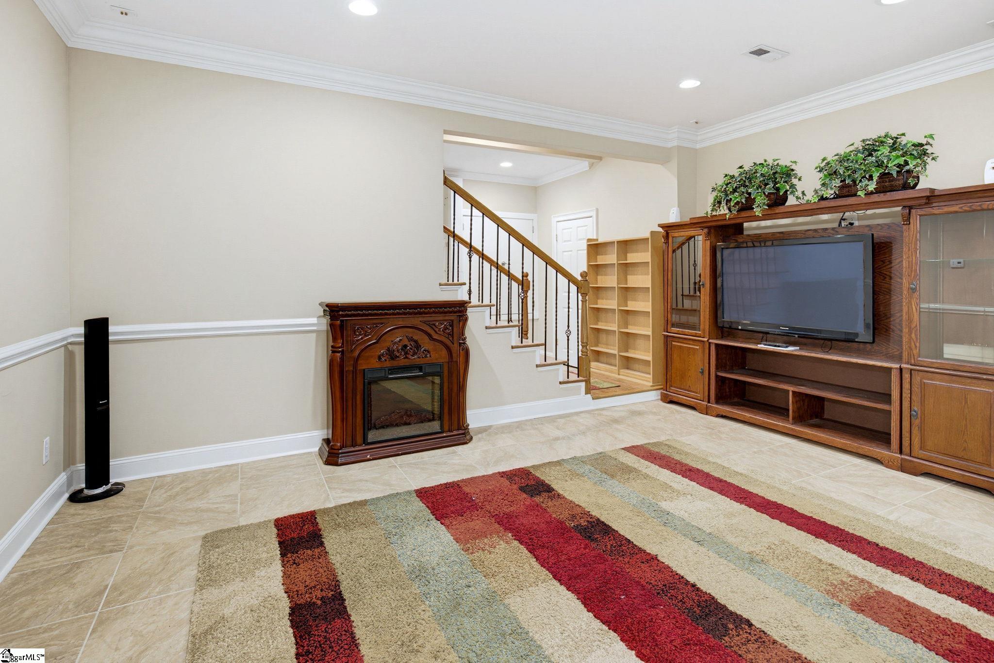 301 Glen Meadows Drive Property Photo 31