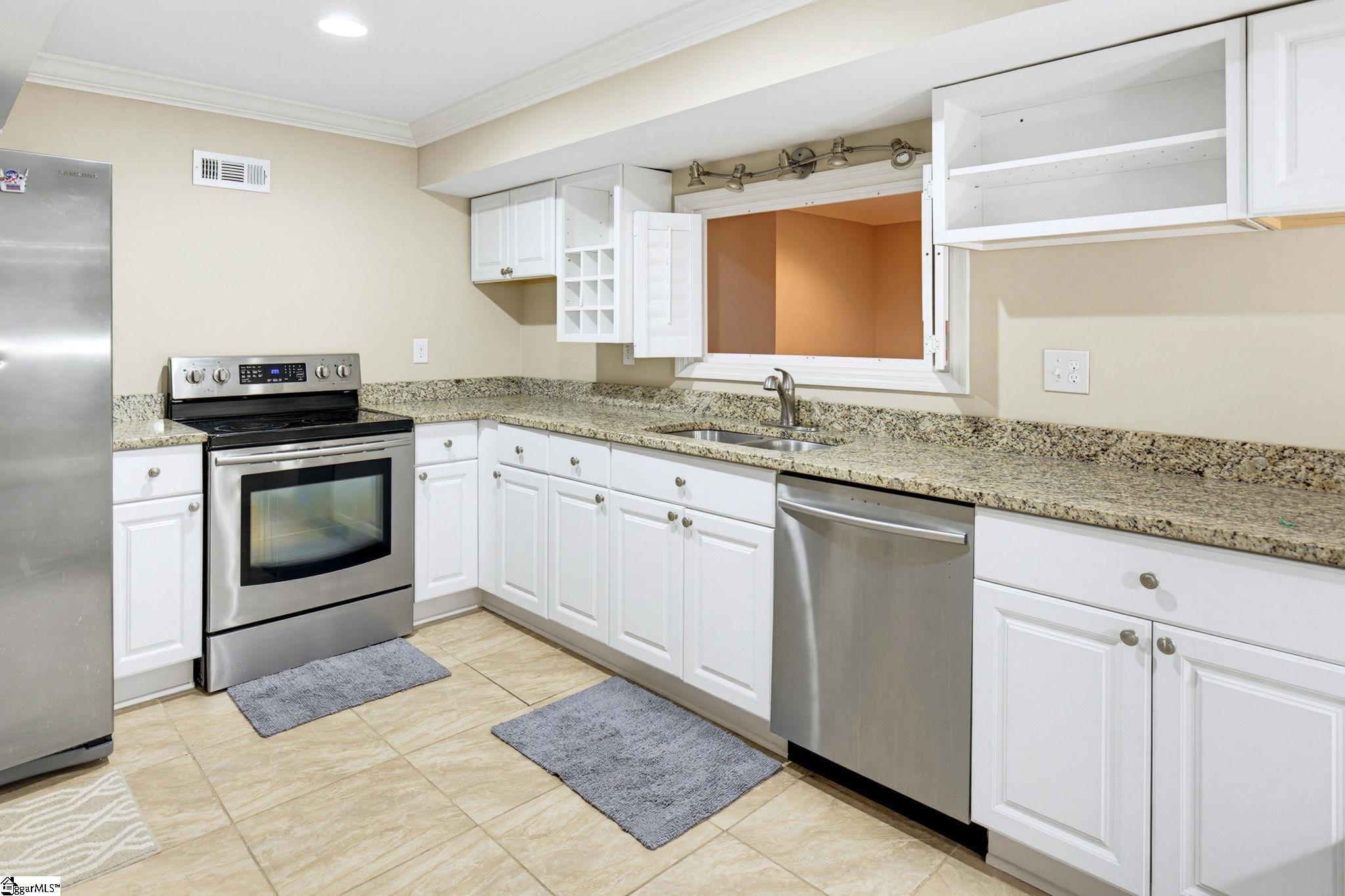 301 Glen Meadows Drive Property Photo 32