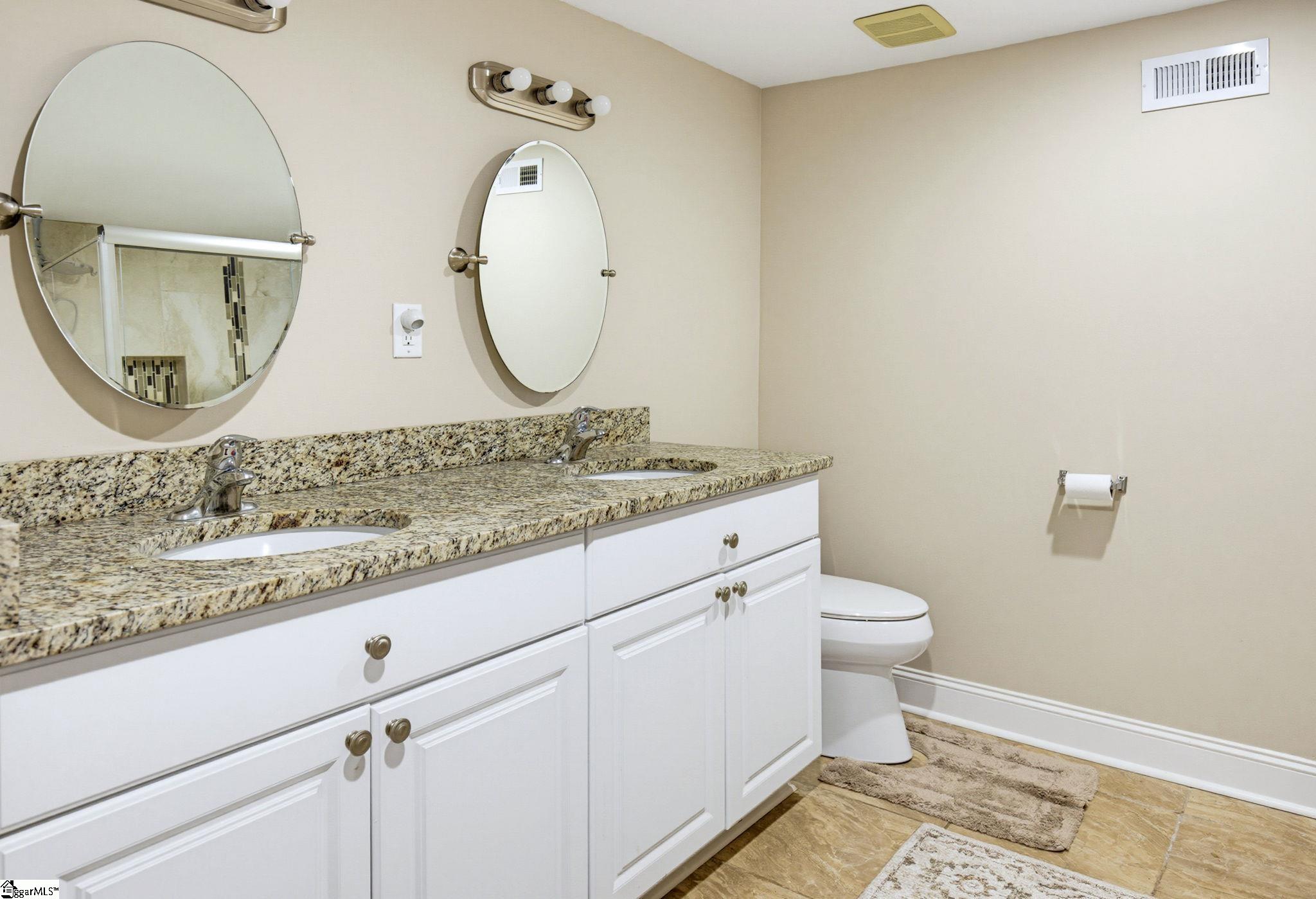 301 Glen Meadows Drive Property Photo 39