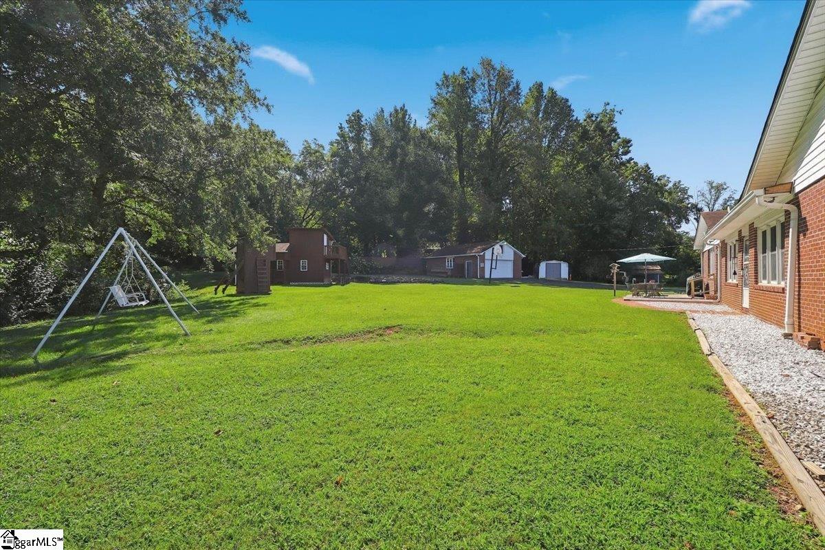 105 Lipscombe Drive Property Photo 33