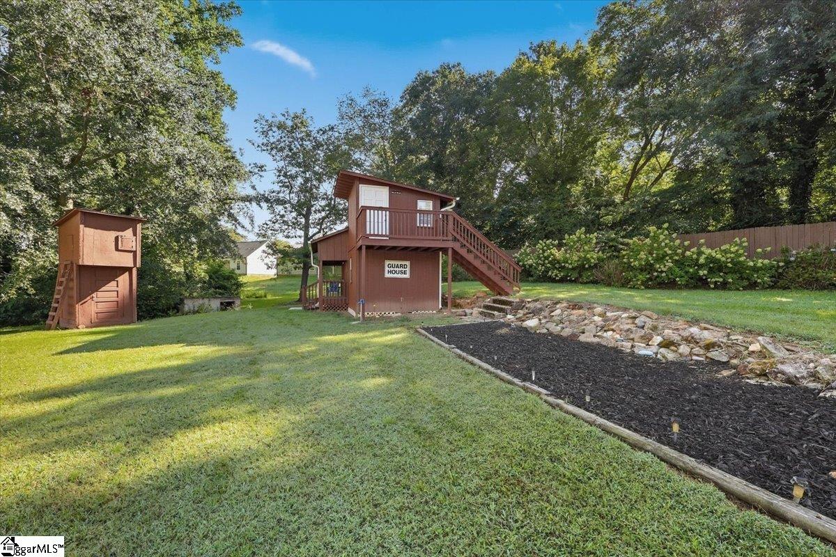 105 Lipscombe Drive Property Photo 36