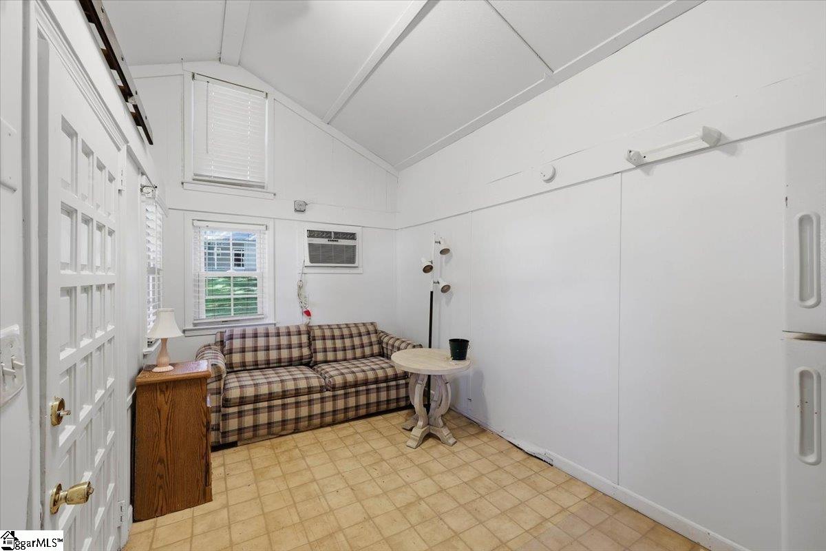 105 Lipscombe Drive Property Photo 39