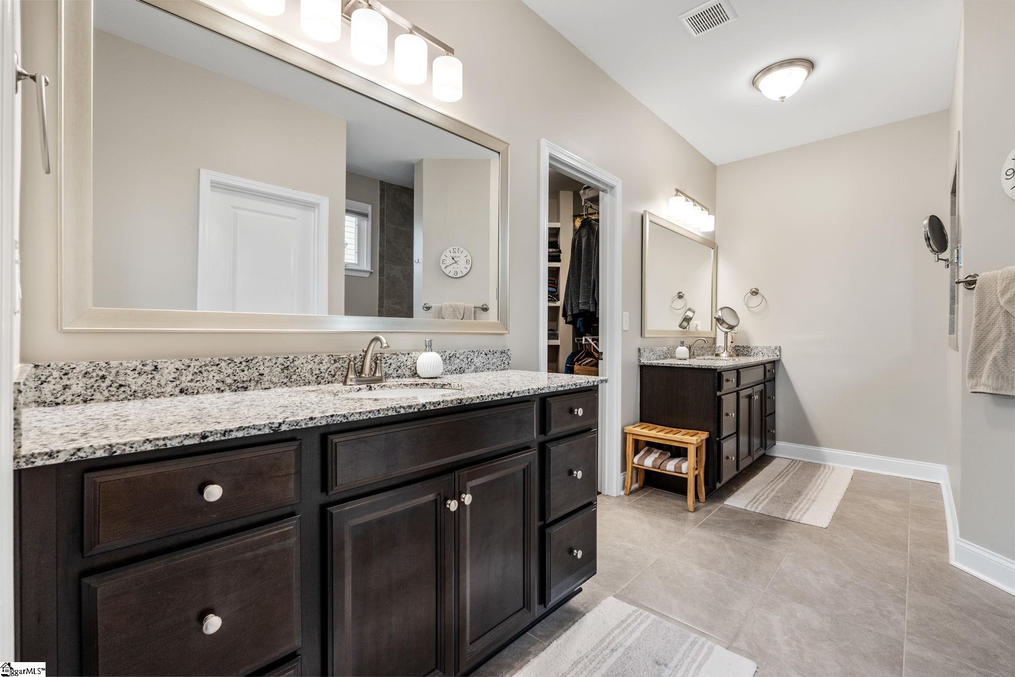 709 Saint Laurent Way Property Photo 19