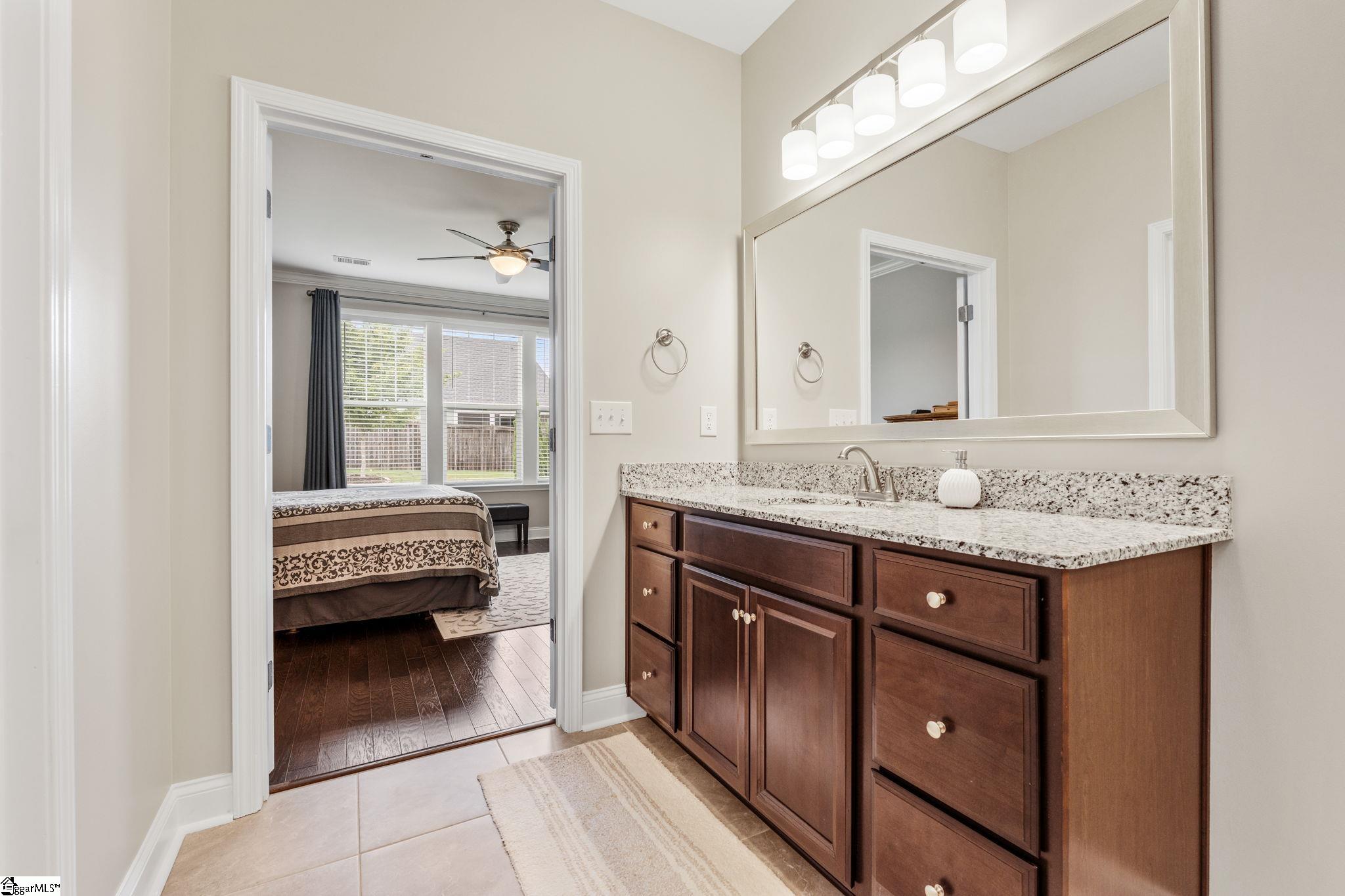 709 Saint Laurent Way Property Photo 20